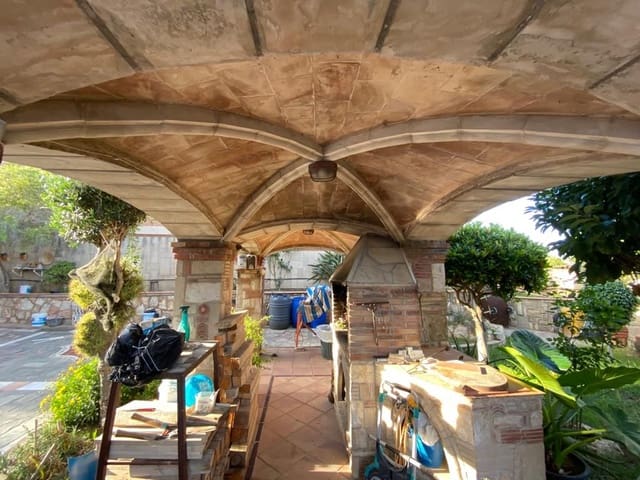 4 quarto Moradia Geminada para venda em Altafulla com garagem - 370 000 € (Ref: 7899228)