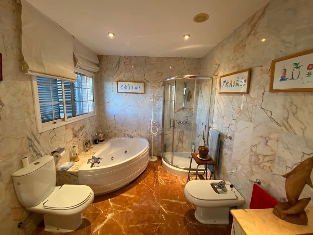 4 soverom Kjedet enebolig til salgs i Altafulla med garasje - € 370 000 (Ref: 7899228)