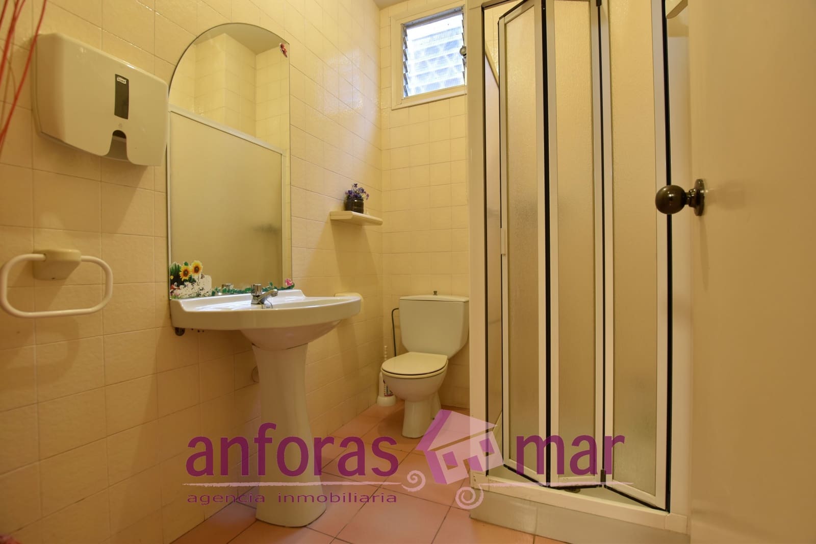 Erhverv til leje i Torredembarra - € 750 (Ref: 8334448)