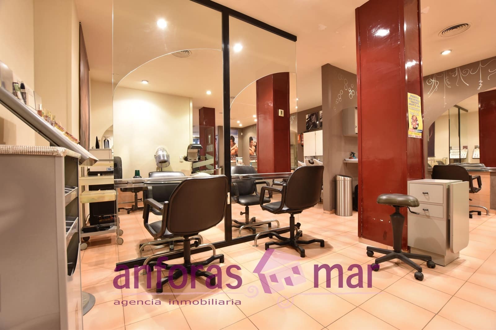 Erhverv til leje i Torredembarra - € 750 (Ref: 8334448)