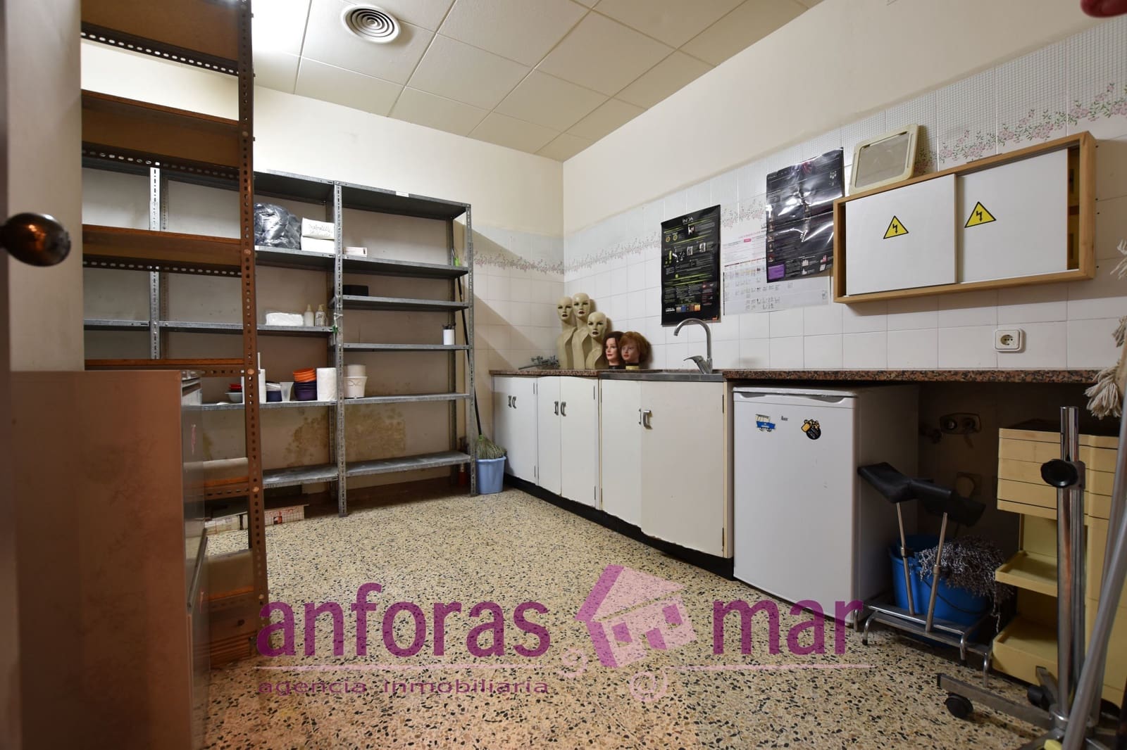 Erhverv til leje i Torredembarra - € 750 (Ref: 8334448)