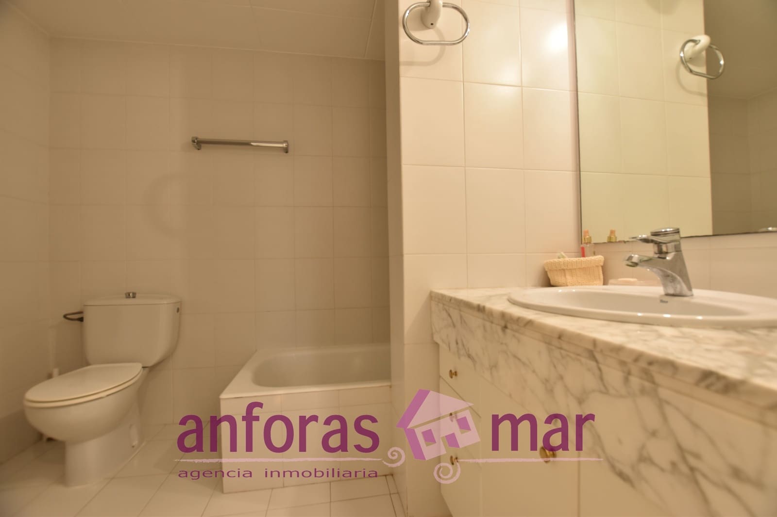 6 sypialnia Penthouse na sprzedaż w Torredembarra z basenem garażem - 900 000 € (Ref: 8436448)