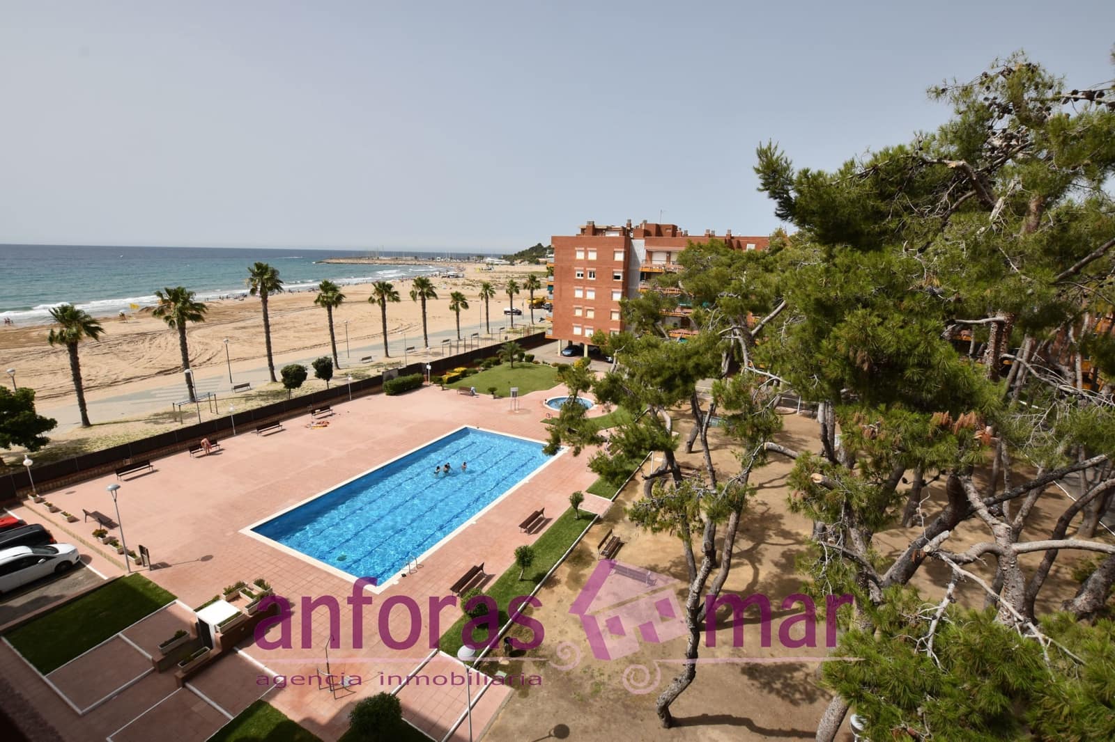 6 sypialnia Penthouse na sprzedaż w Torredembarra z basenem garażem - 900 000 € (Ref: 8436448)