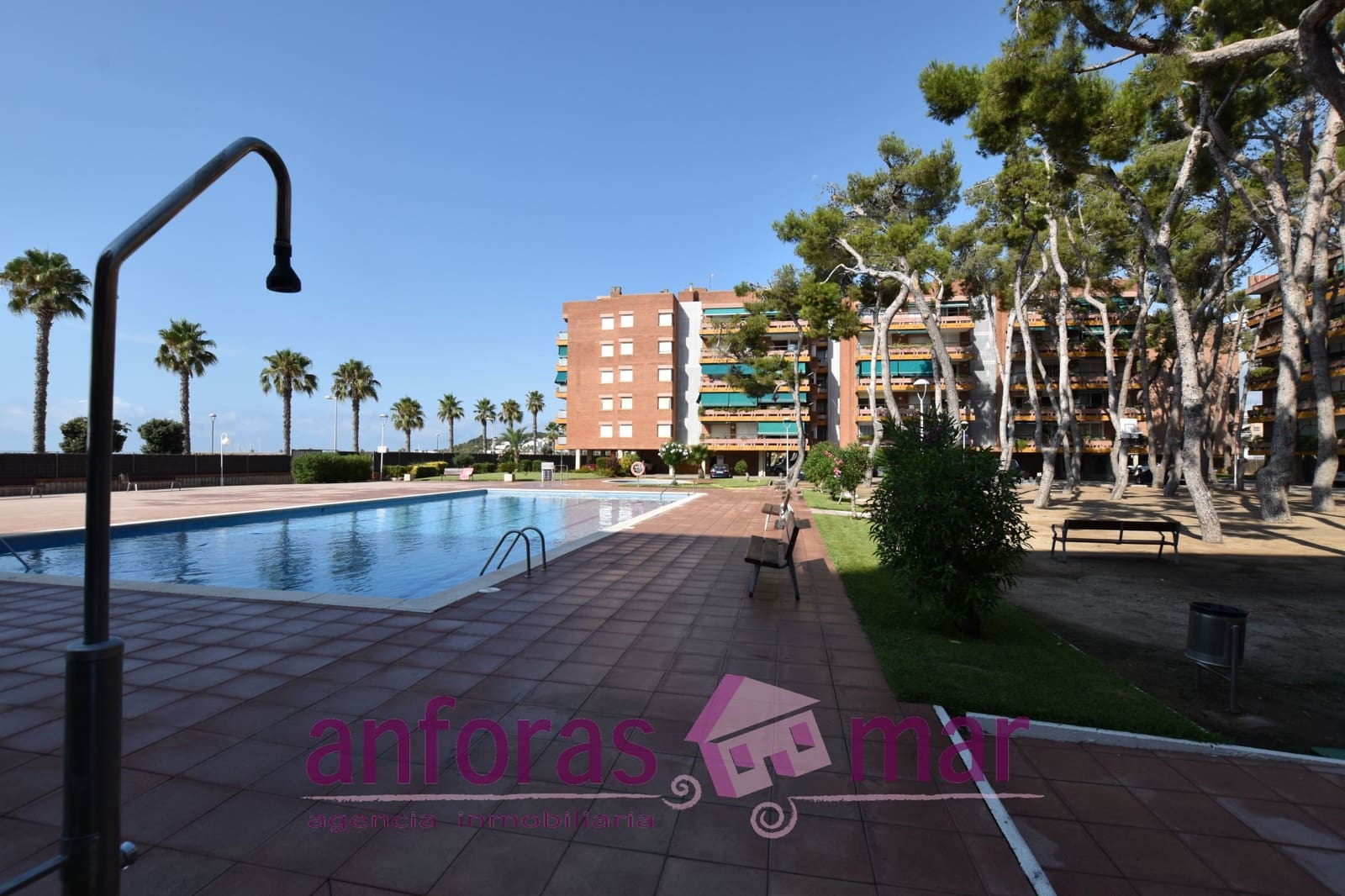 6 sypialnia Penthouse na sprzedaż w Torredembarra z basenem garażem - 900 000 € (Ref: 8436448)