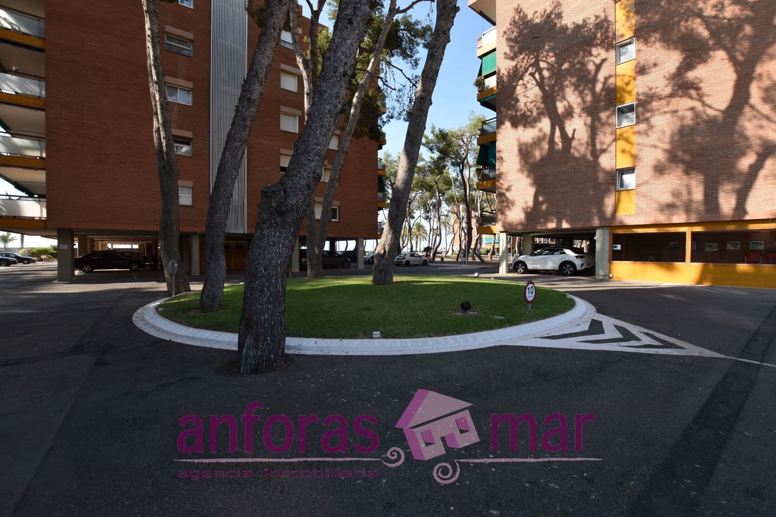 6 sypialnia Penthouse na sprzedaż w Torredembarra z basenem garażem - 900 000 € (Ref: 8436448)