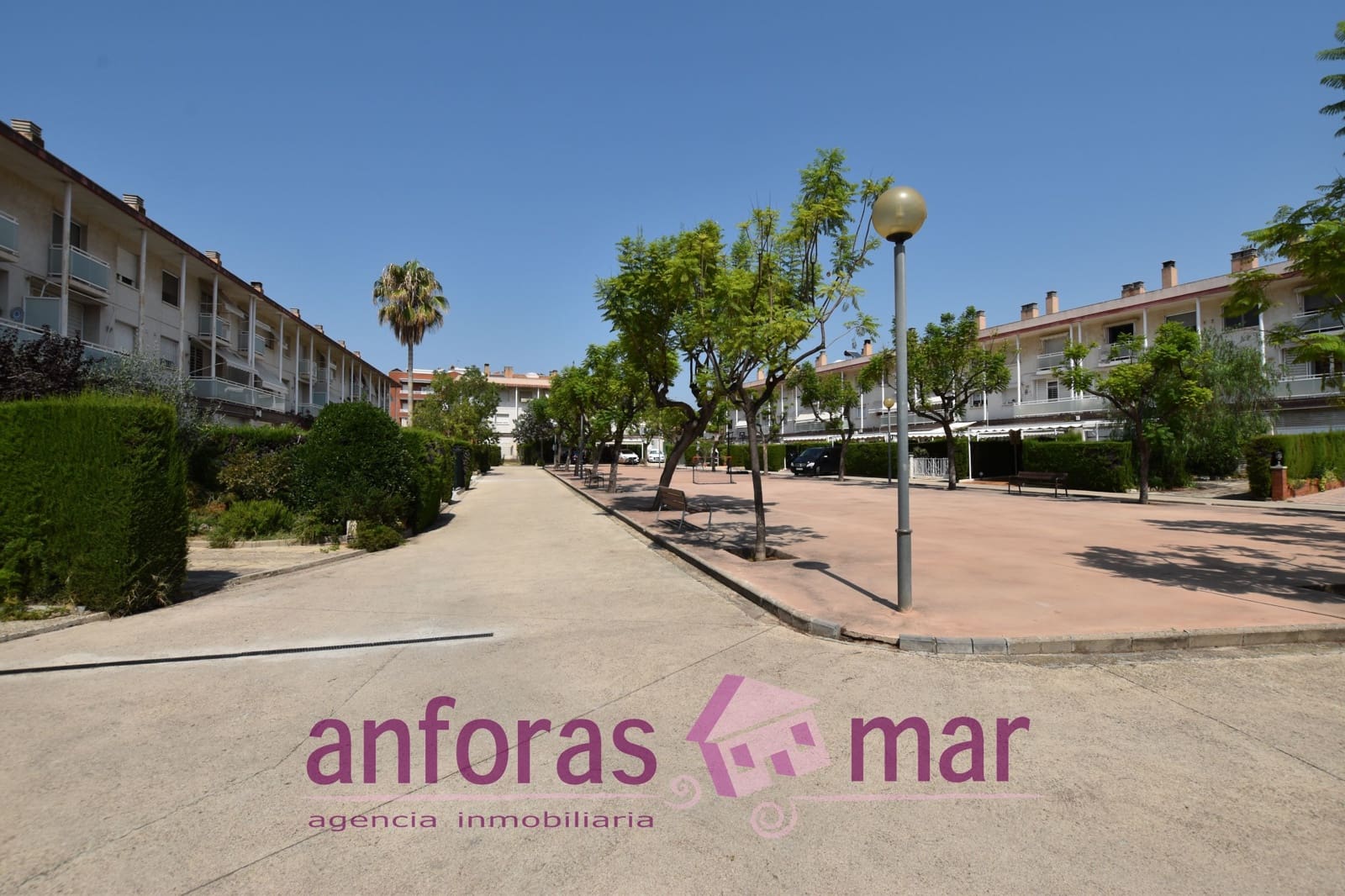 5 soveværelse Byhus til salg i Vila-seca med garage - € 437.000 (Ref: 8527435)