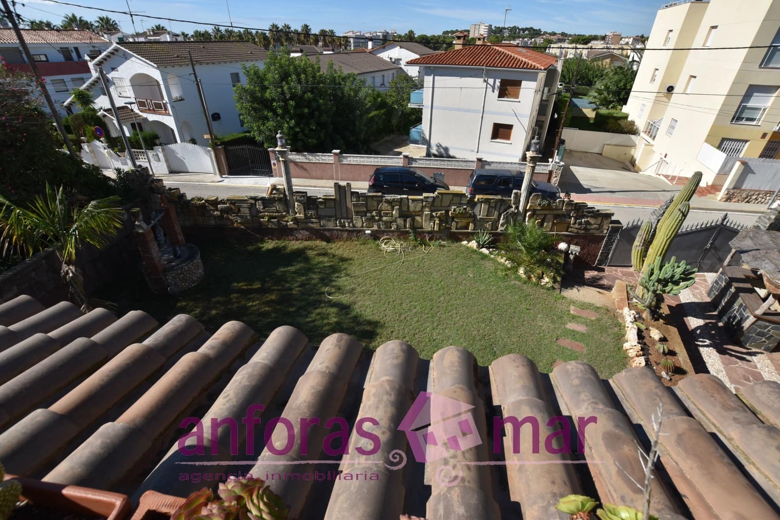 5 soveværelse Byhus til salg i Roda de Bara med garage - € 410.000 (Ref: 8573643)