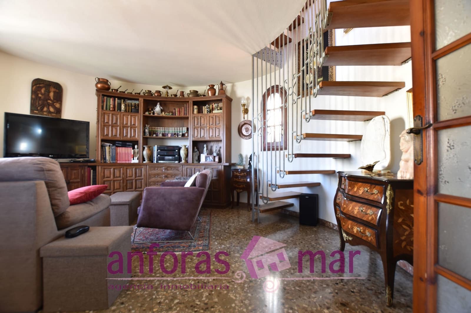 5 soveværelse Byhus til salg i Roda de Bara med garage - € 410.000 (Ref: 8573643)