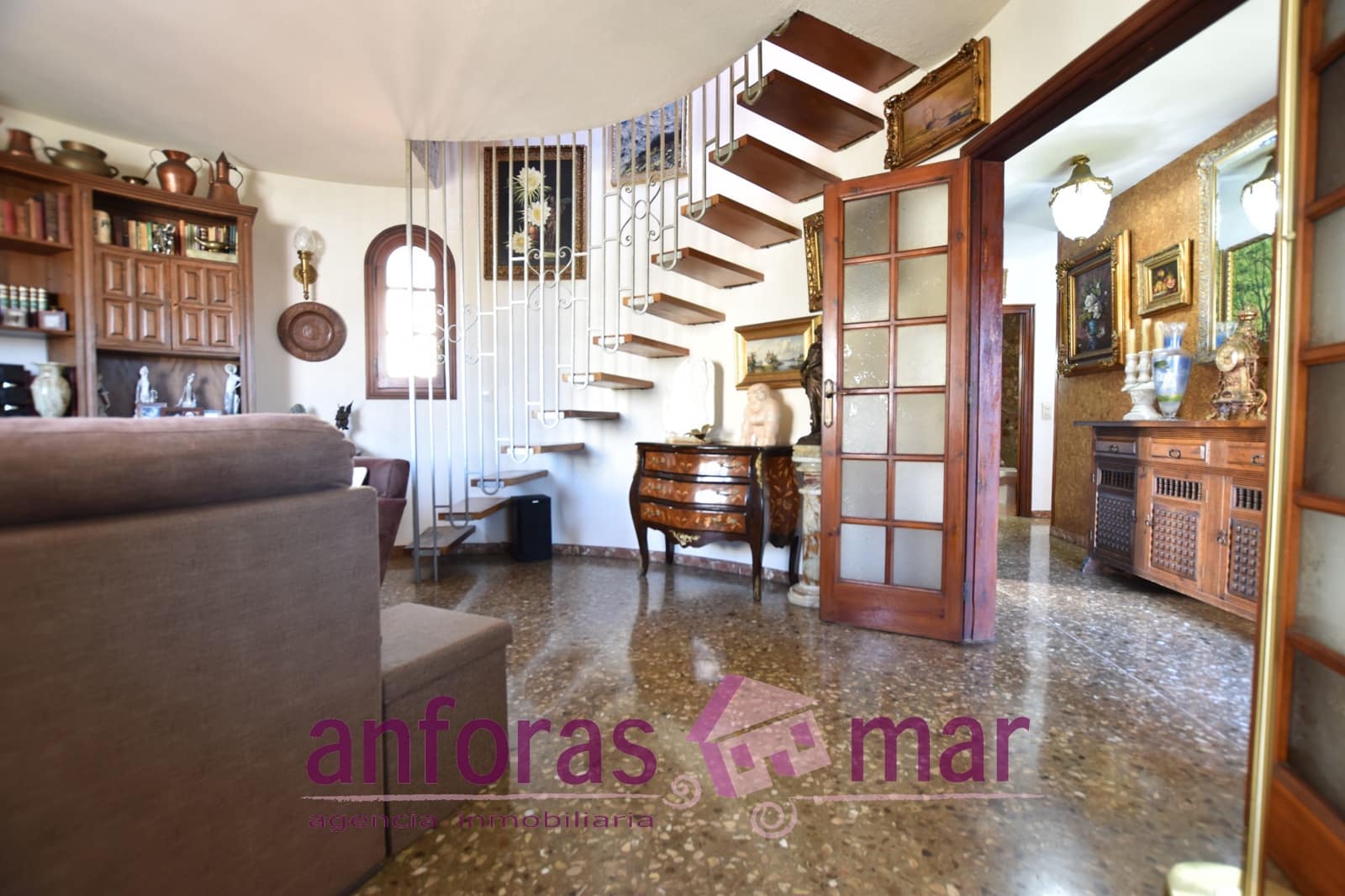 5 soveværelse Byhus til salg i Roda de Bara med garage - € 410.000 (Ref: 8573643)