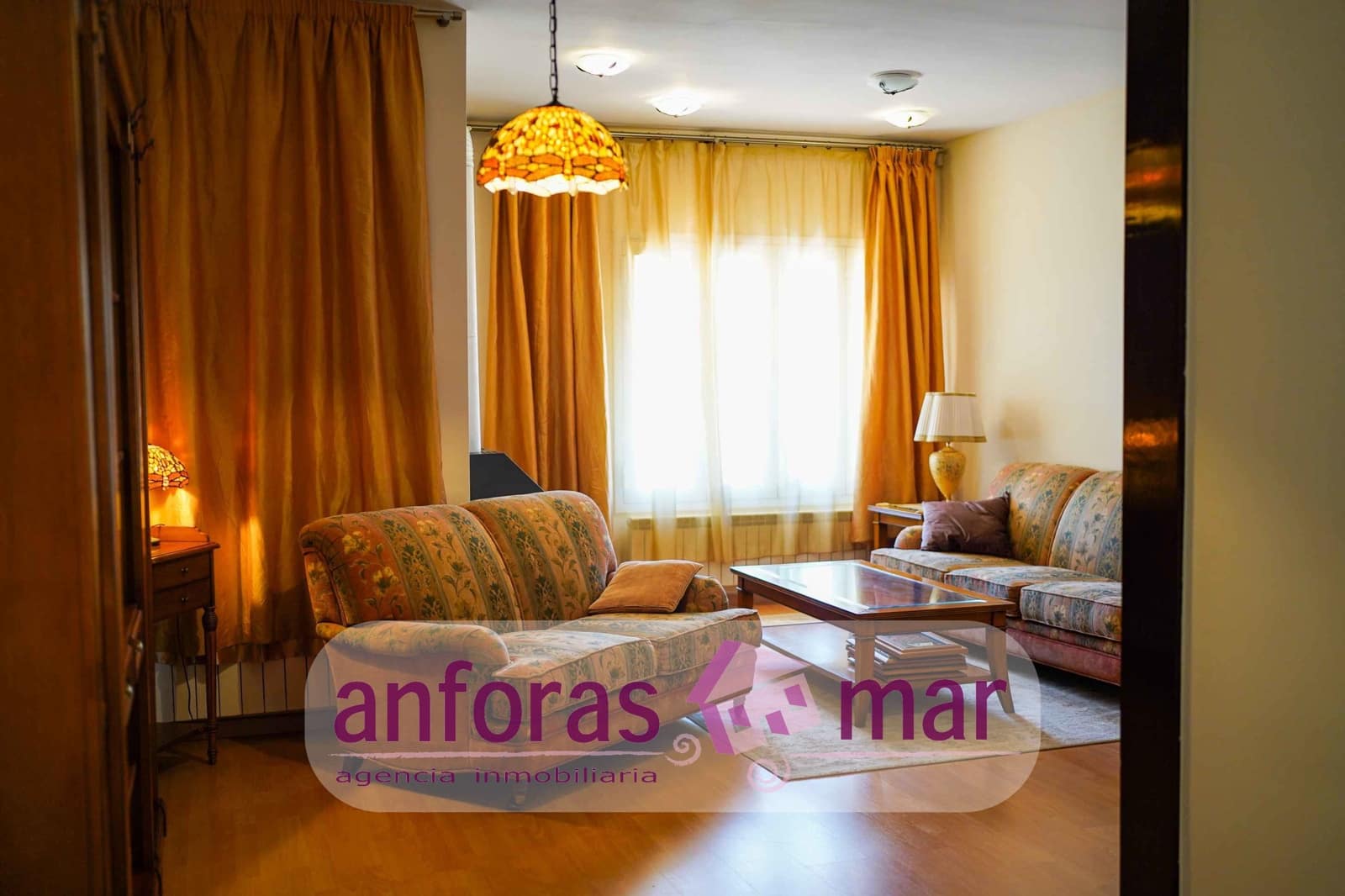 5 bedroom Villa for sale in Tarragona city with pool garage - € 650,000 (Ref: 8580954)