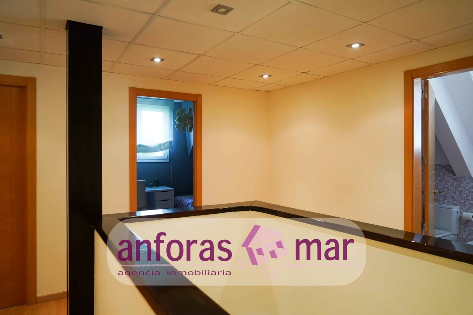 5 bedroom Villa for sale in Tarragona city with pool garage - € 650,000 (Ref: 8580954)