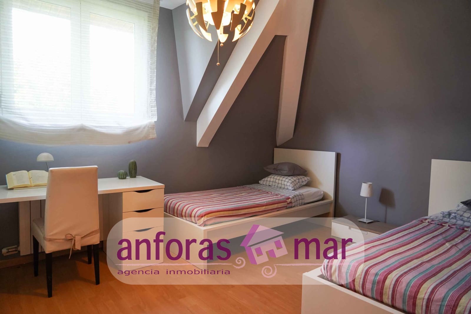 5 bedroom Villa for sale in Tarragona city with pool garage - € 650,000 (Ref: 8580954)