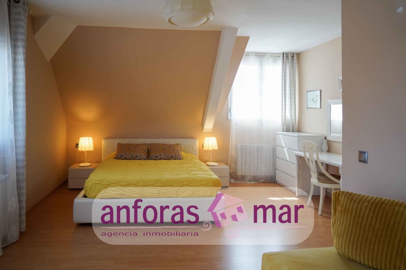 5 bedroom Villa for sale in Tarragona city with pool garage - € 650,000 (Ref: 8580954)