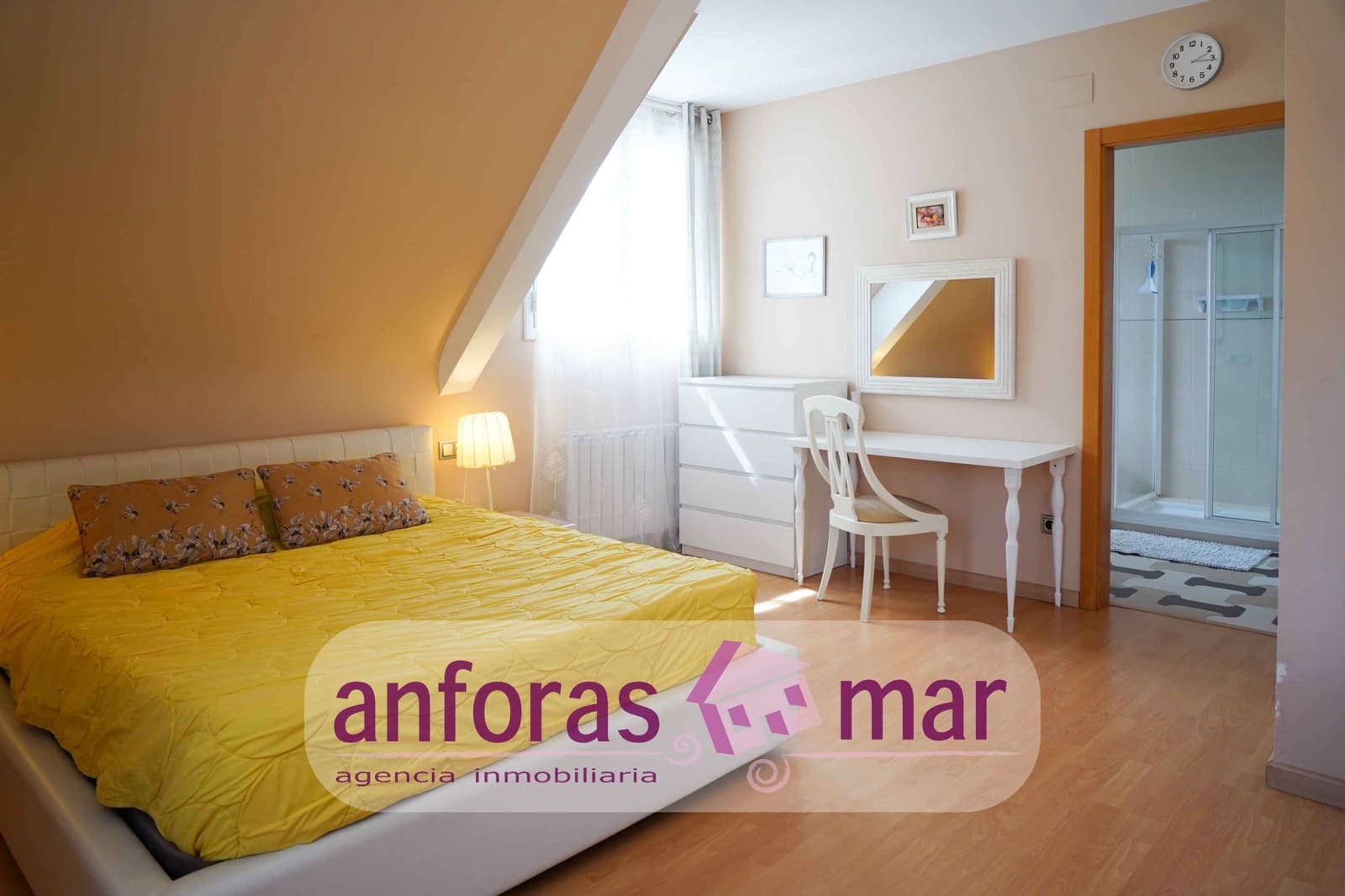 5 bedroom Villa for sale in Tarragona city with pool garage - € 650,000 (Ref: 8580954)