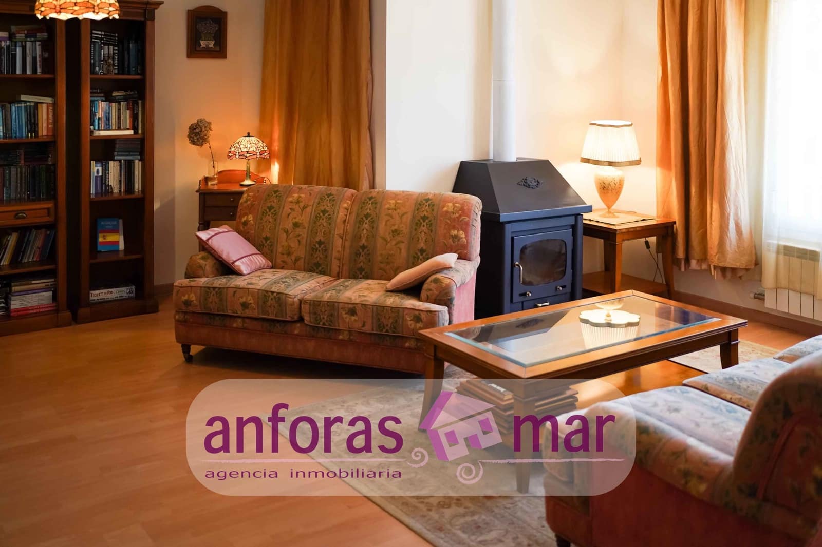 5 bedroom Villa for sale in Tarragona city with pool garage - € 650,000 (Ref: 8580954)