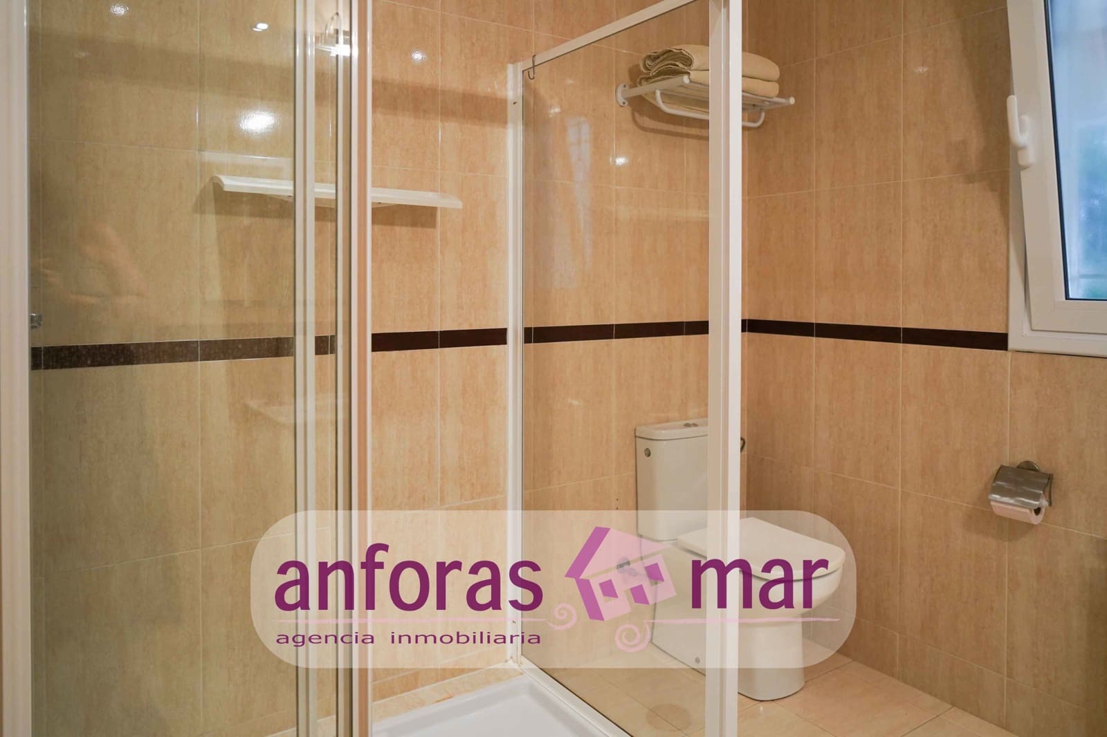 5 bedroom Villa for sale in Tarragona city with pool garage - € 650,000 (Ref: 8580954)