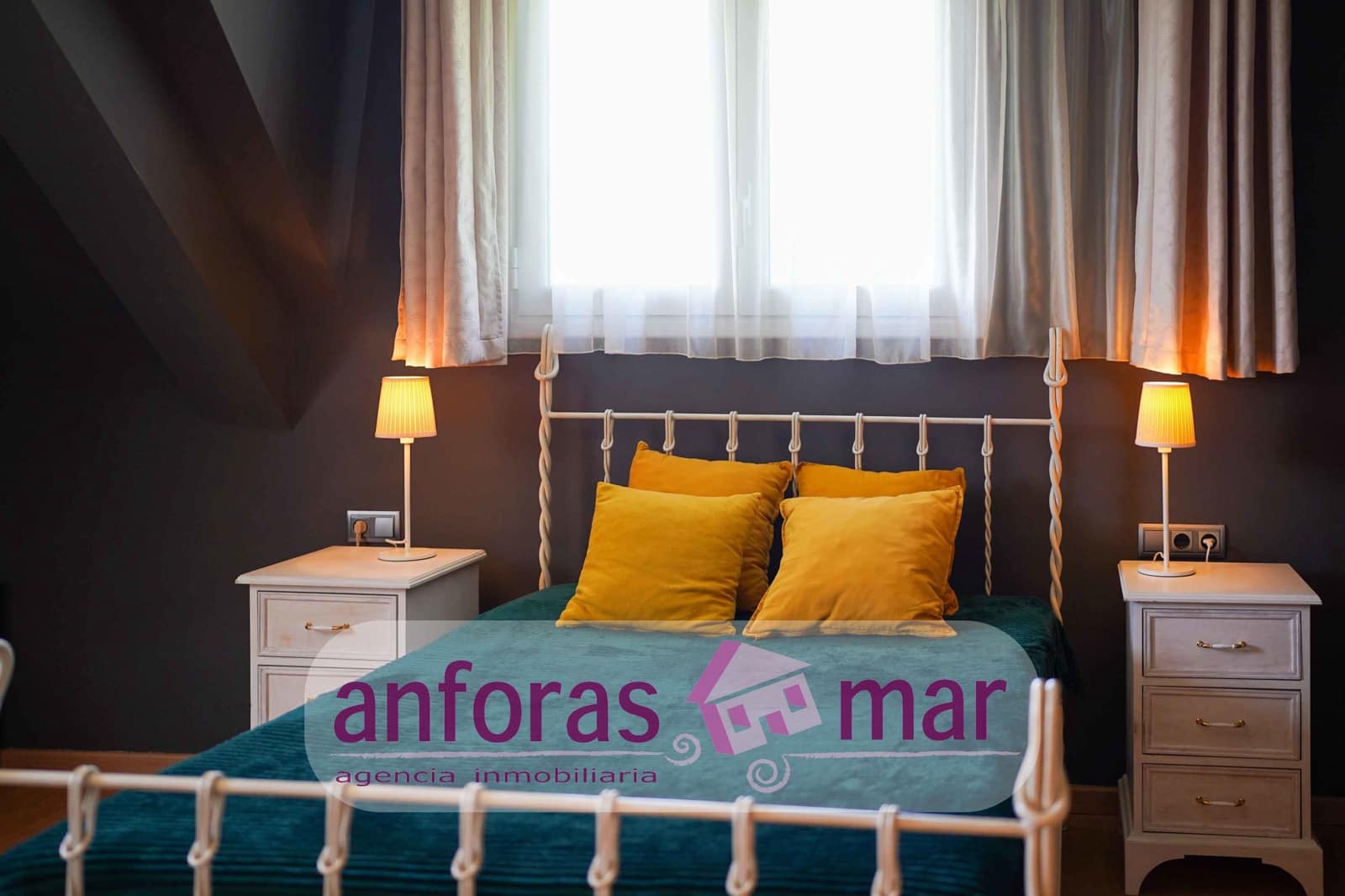 5 bedroom Villa for sale in Tarragona city with pool garage - € 650,000 (Ref: 8580954)