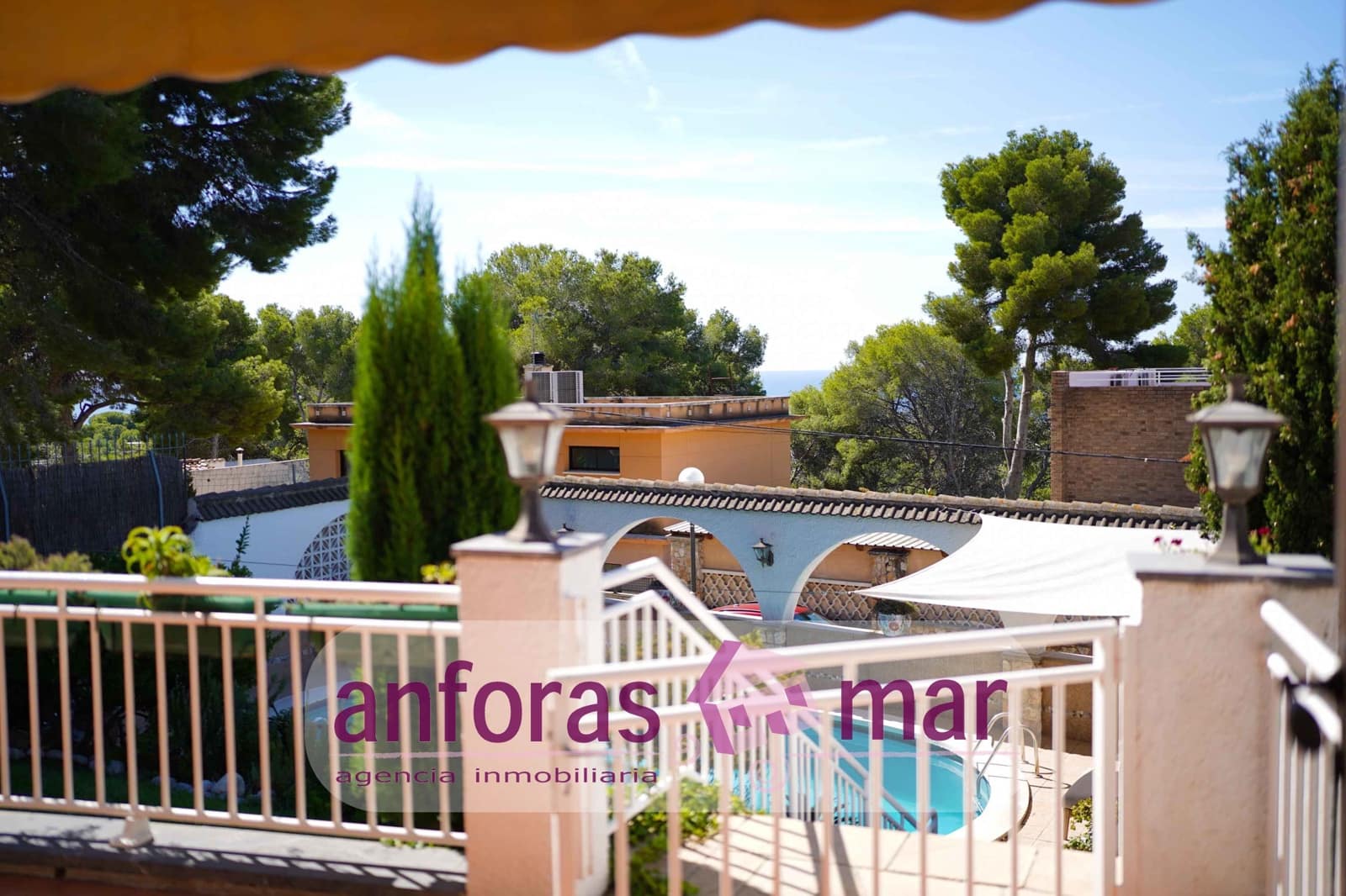 5 bedroom Villa for sale in Tarragona city with pool garage - € 650,000 (Ref: 8580954)