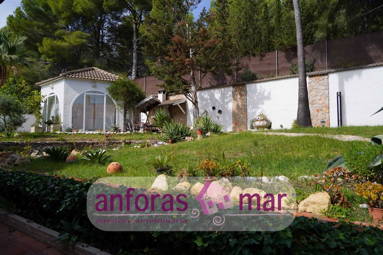 5 bedroom Villa for sale in Tarragona city with pool garage - € 650,000 (Ref: 8580954)