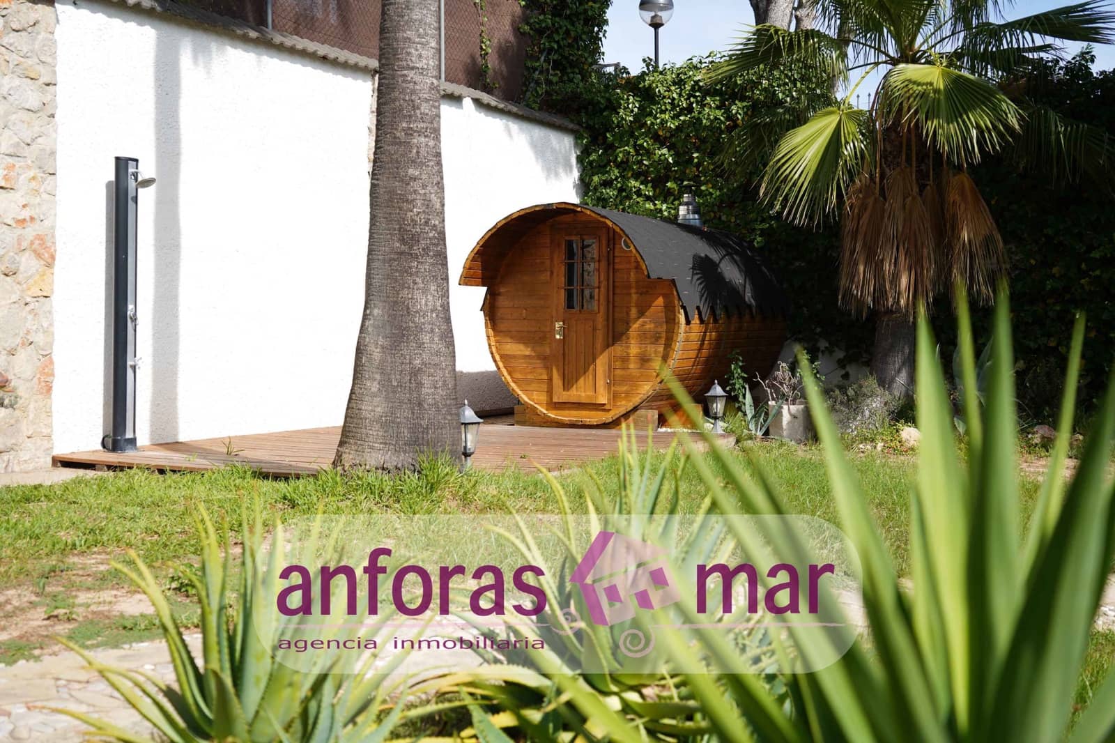 5 bedroom Villa for sale in Tarragona city with pool garage - € 650,000 (Ref: 8580954)