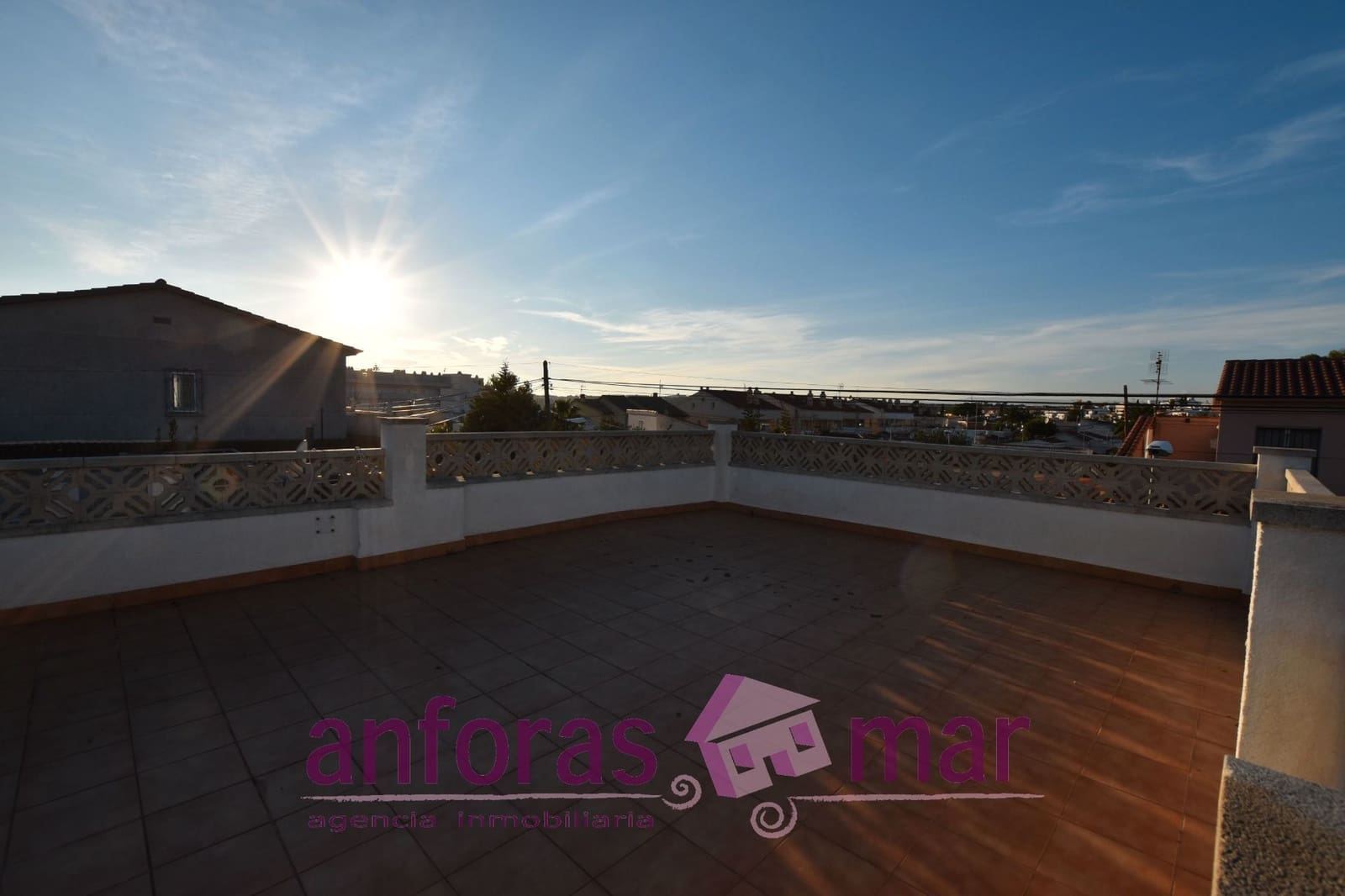 2 soveværelse Villa til salg i Torredembarra med garage - € 120.000 (Ref: 8764624)