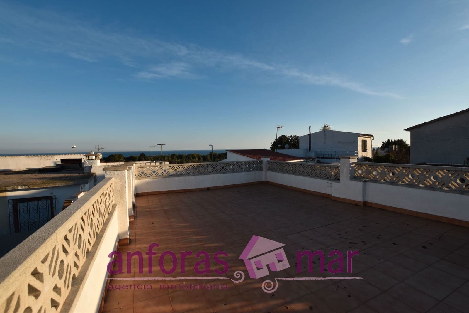 2 soveværelse Villa til salg i Torredembarra med garage - € 120.000 (Ref: 8764624)