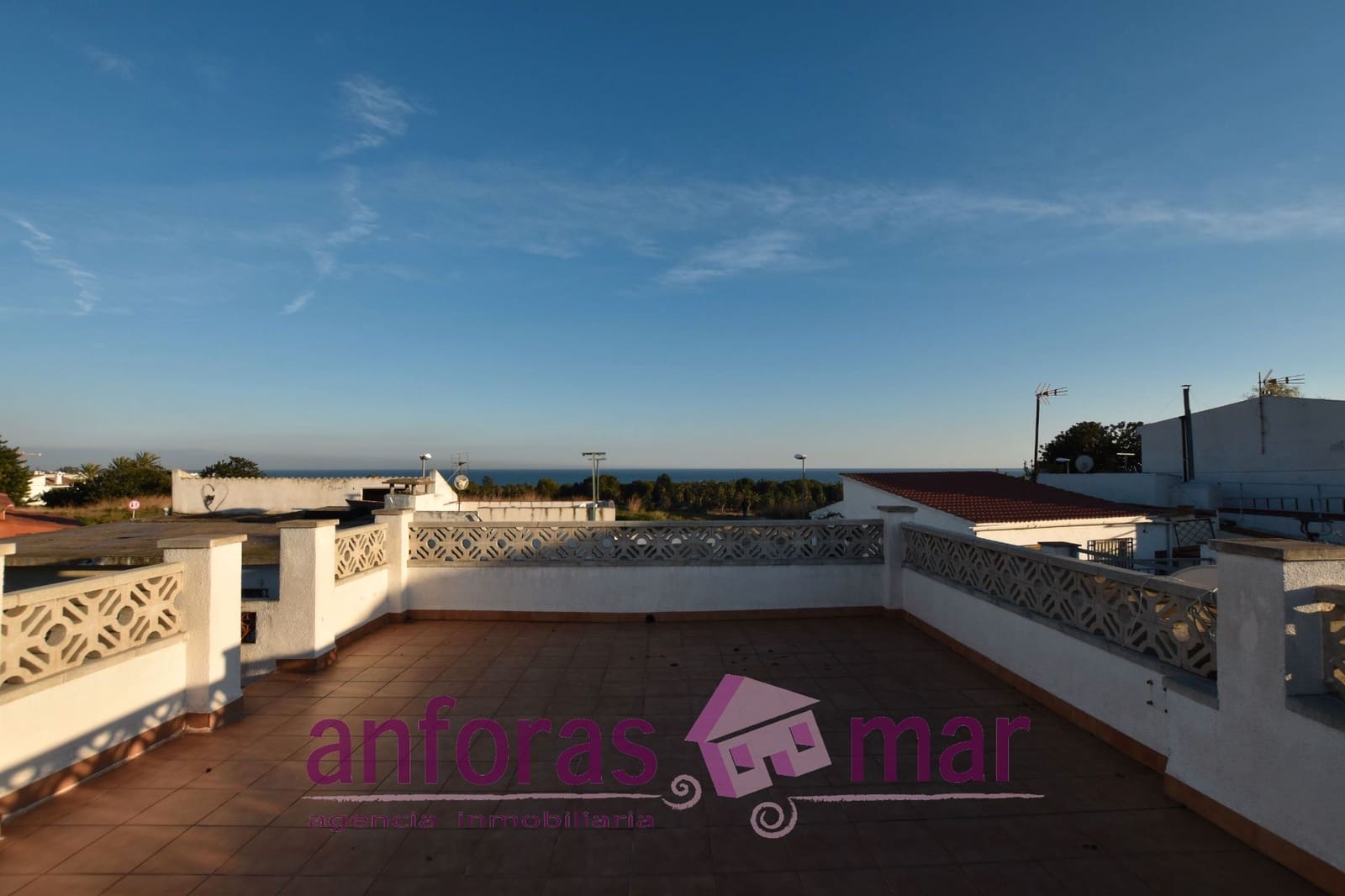 2 soveværelse Villa til salg i Torredembarra med garage - € 120.000 (Ref: 8764624)