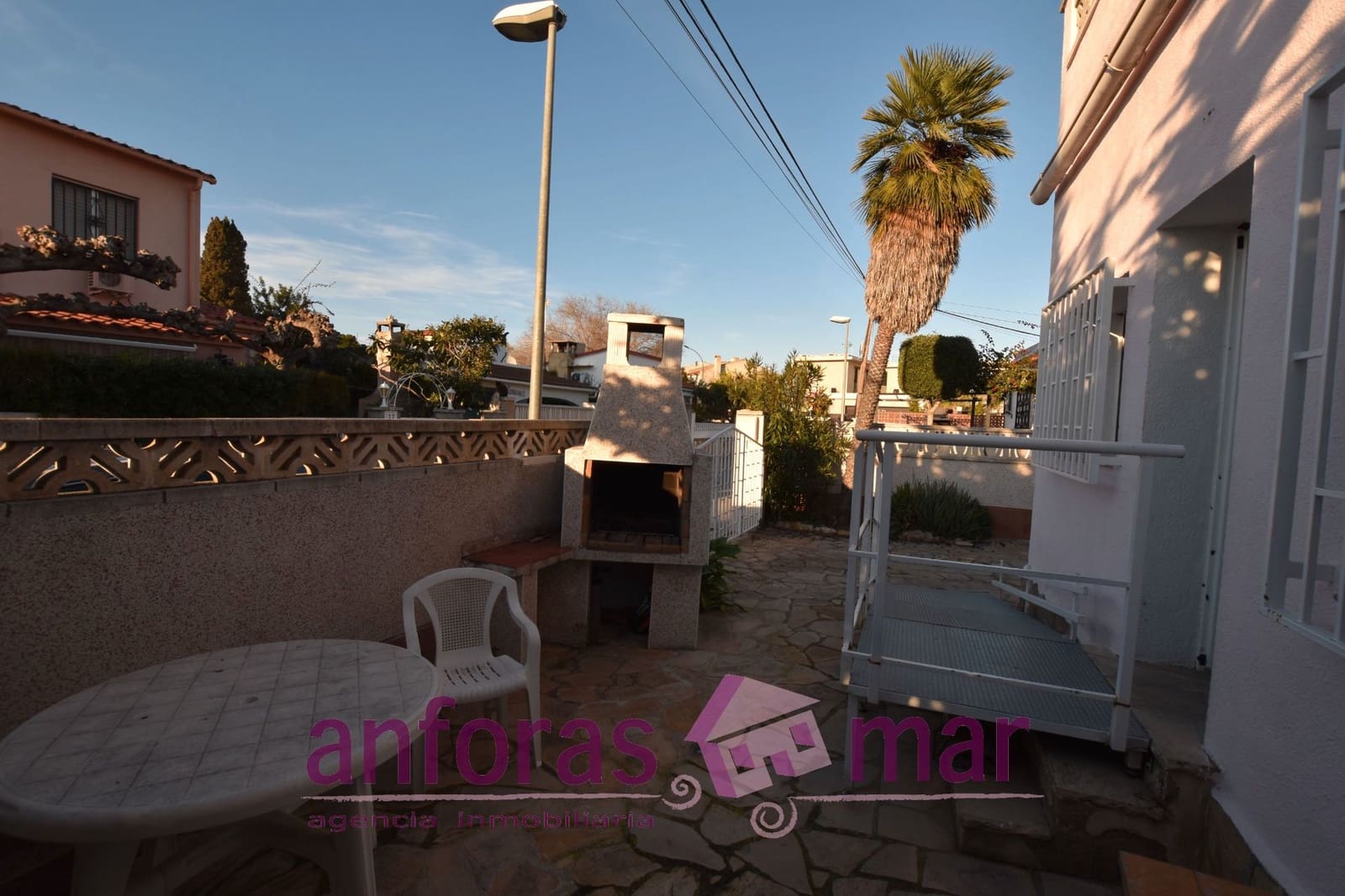 2 soveværelse Villa til salg i Torredembarra med garage - € 120.000 (Ref: 8764624)