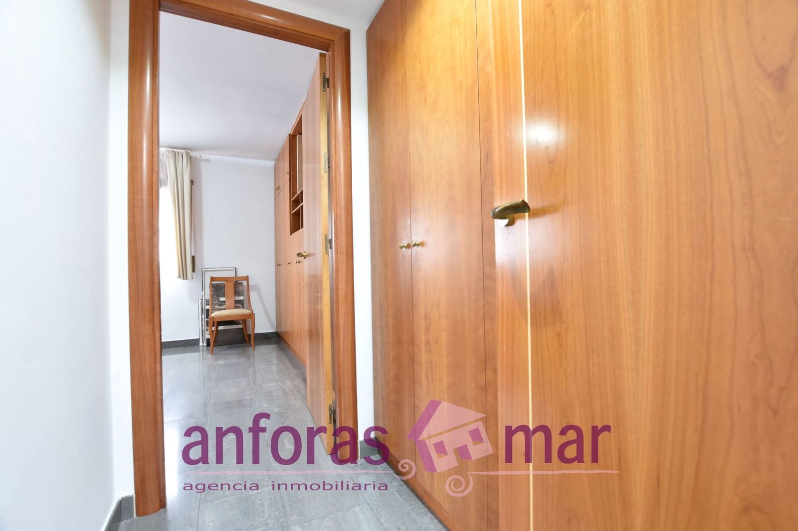 4 sypialnia Willa na sprzedaż w Torredembarra z basenem garażem - 750 000 € (Ref: 8873855)