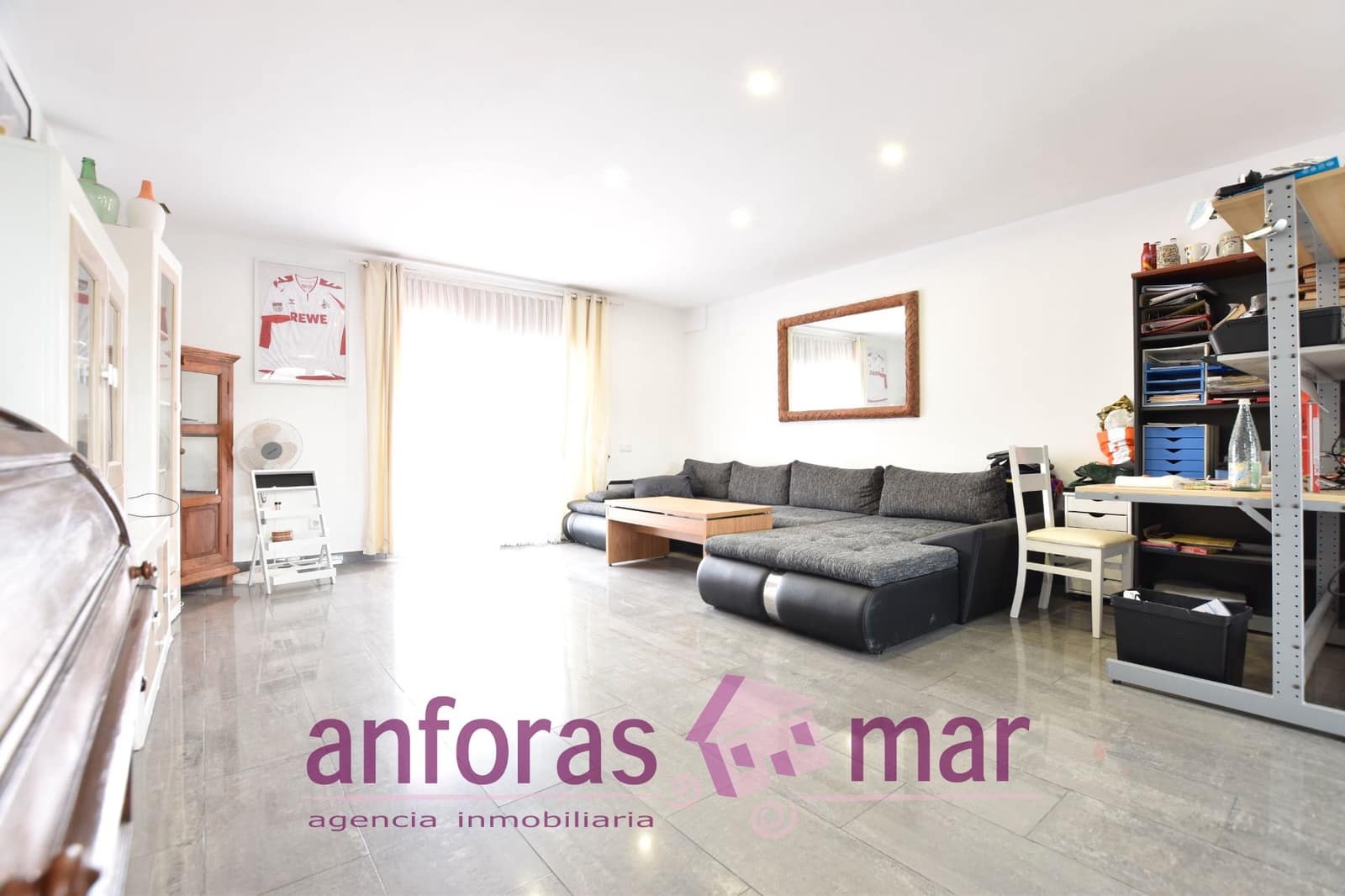 4 sypialnia Willa na sprzedaż w Torredembarra z basenem garażem - 750 000 € (Ref: 8873855)