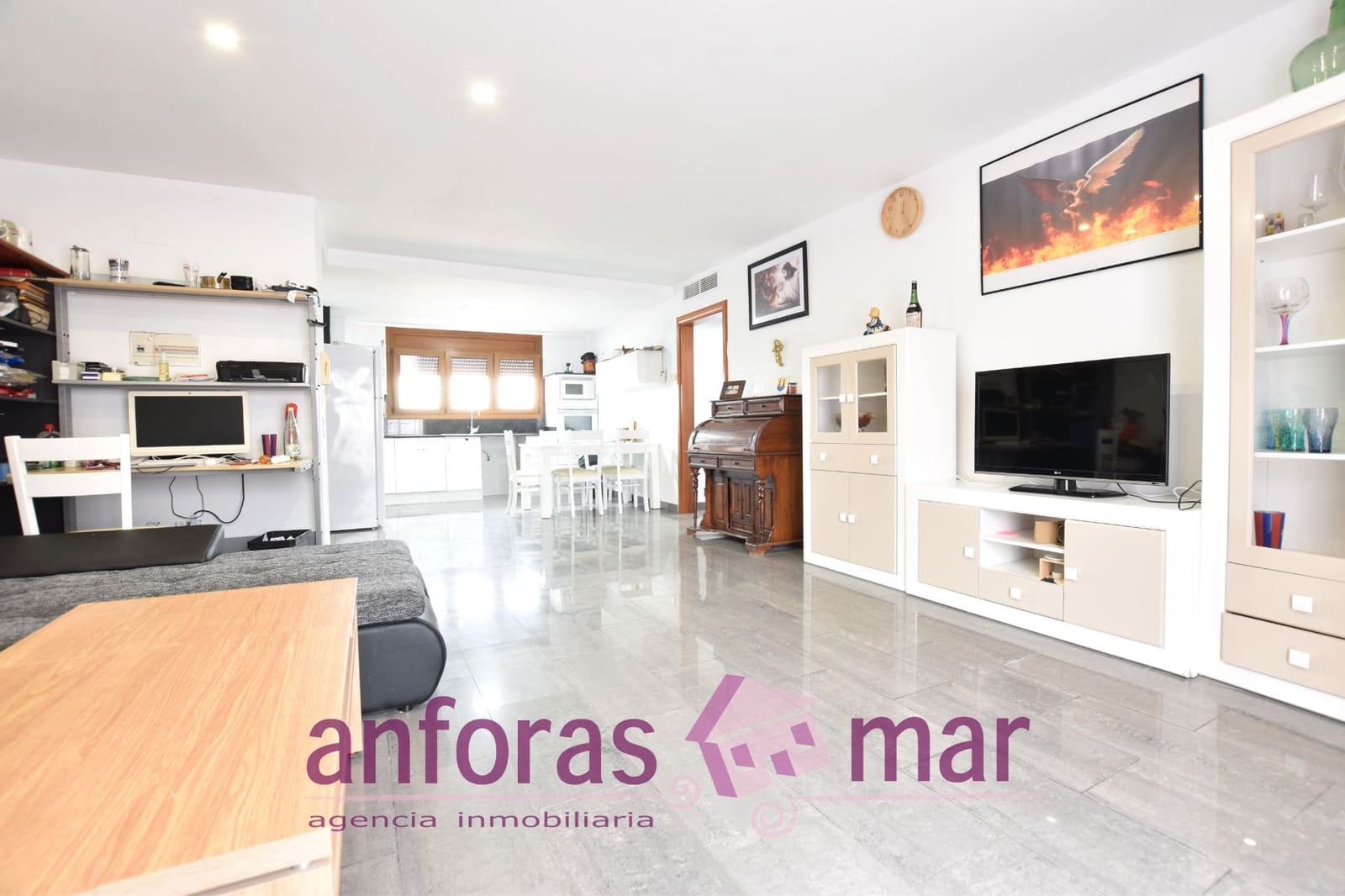 4 sypialnia Willa na sprzedaż w Torredembarra z basenem garażem - 750 000 € (Ref: 8873855)