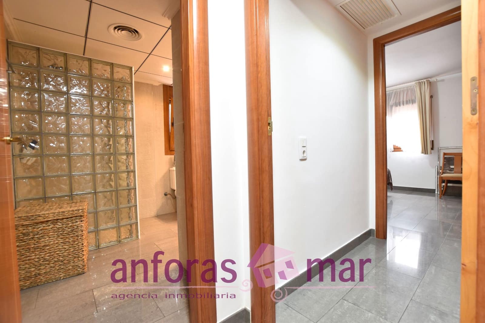 4 sypialnia Willa na sprzedaż w Torredembarra z basenem garażem - 750 000 € (Ref: 8873855)