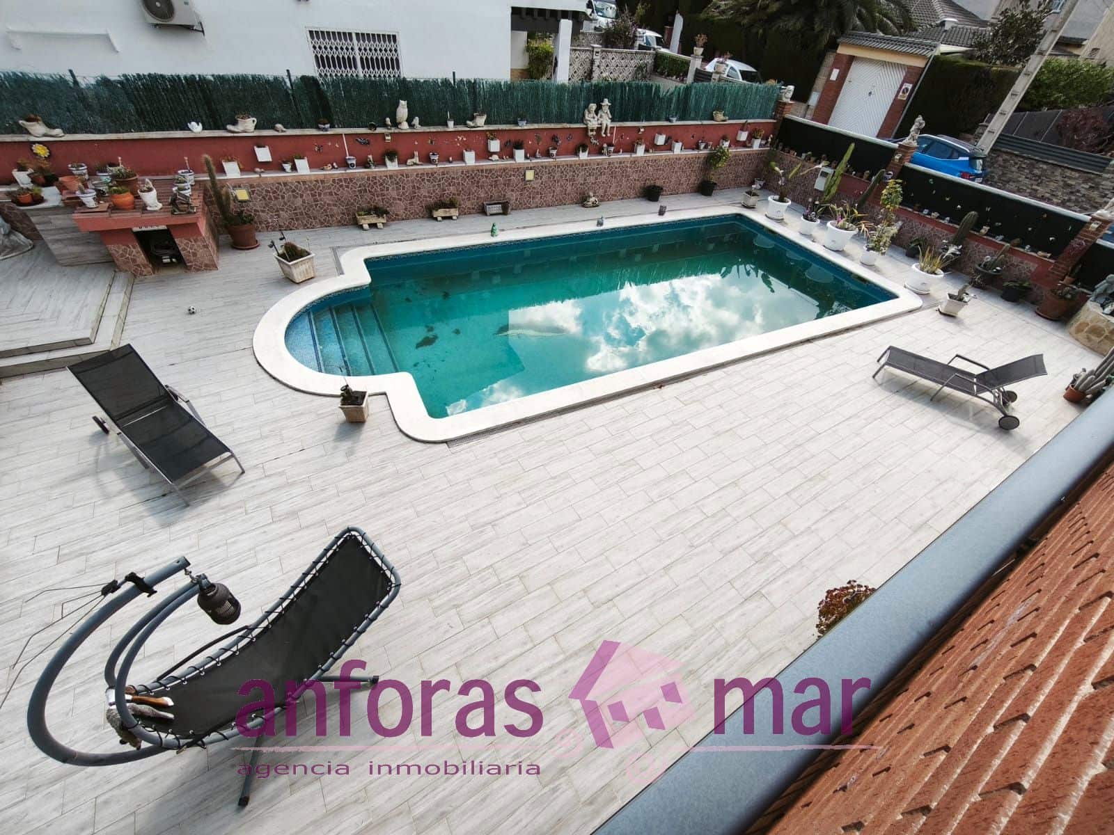 4 sypialnia Willa na sprzedaż w Torredembarra z basenem garażem - 750 000 € (Ref: 8873855)