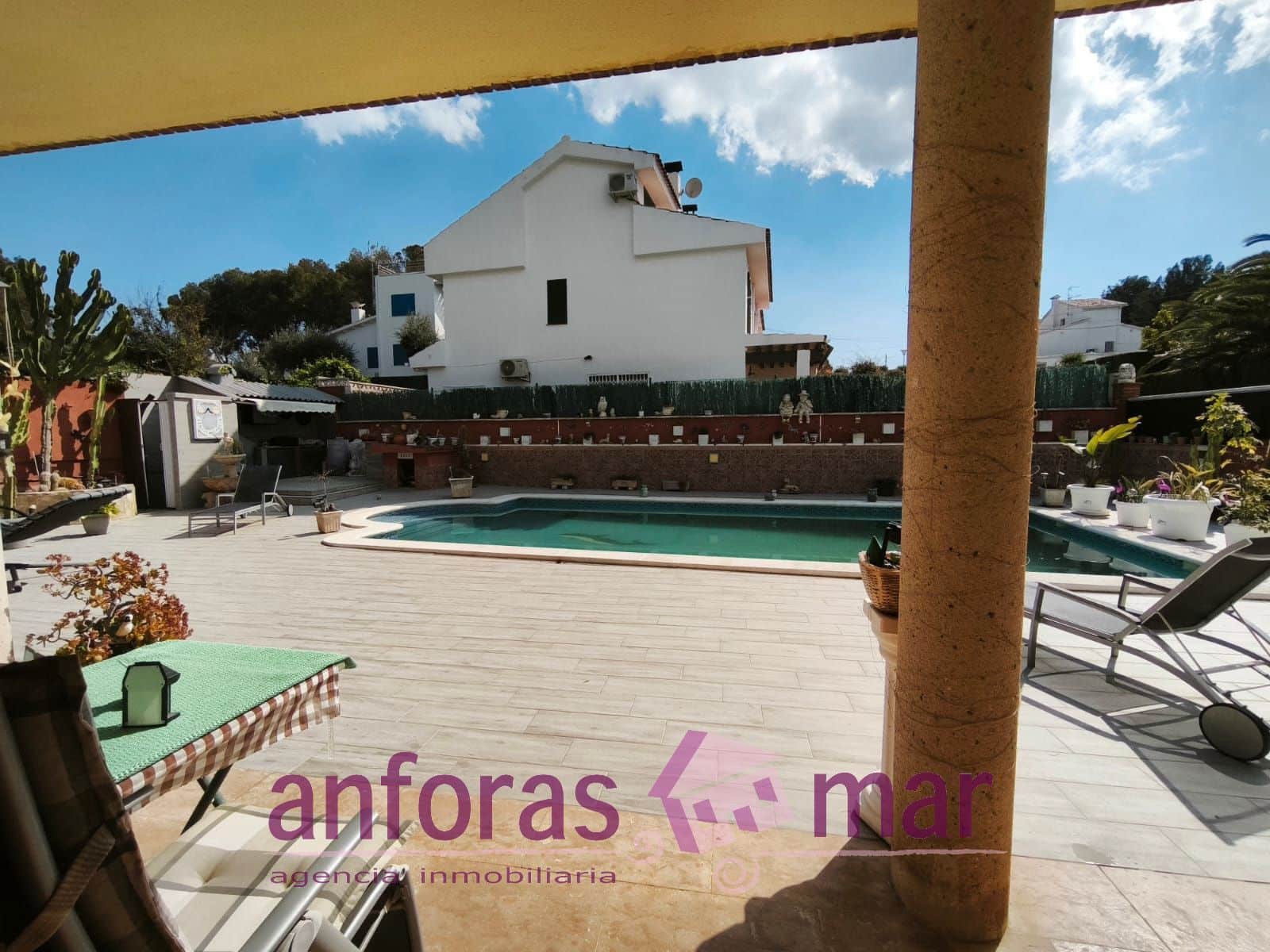 4 sypialnia Willa na sprzedaż w Torredembarra z basenem garażem - 750 000 € (Ref: 8873855)