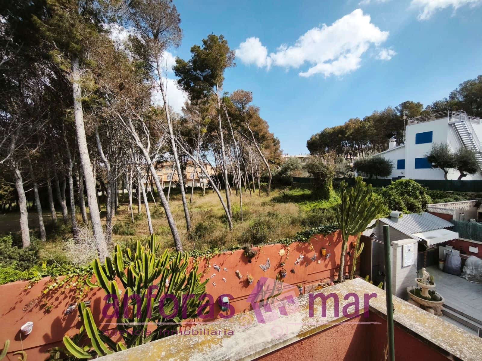 4 sypialnia Willa na sprzedaż w Torredembarra z basenem garażem - 750 000 € (Ref: 8873855)