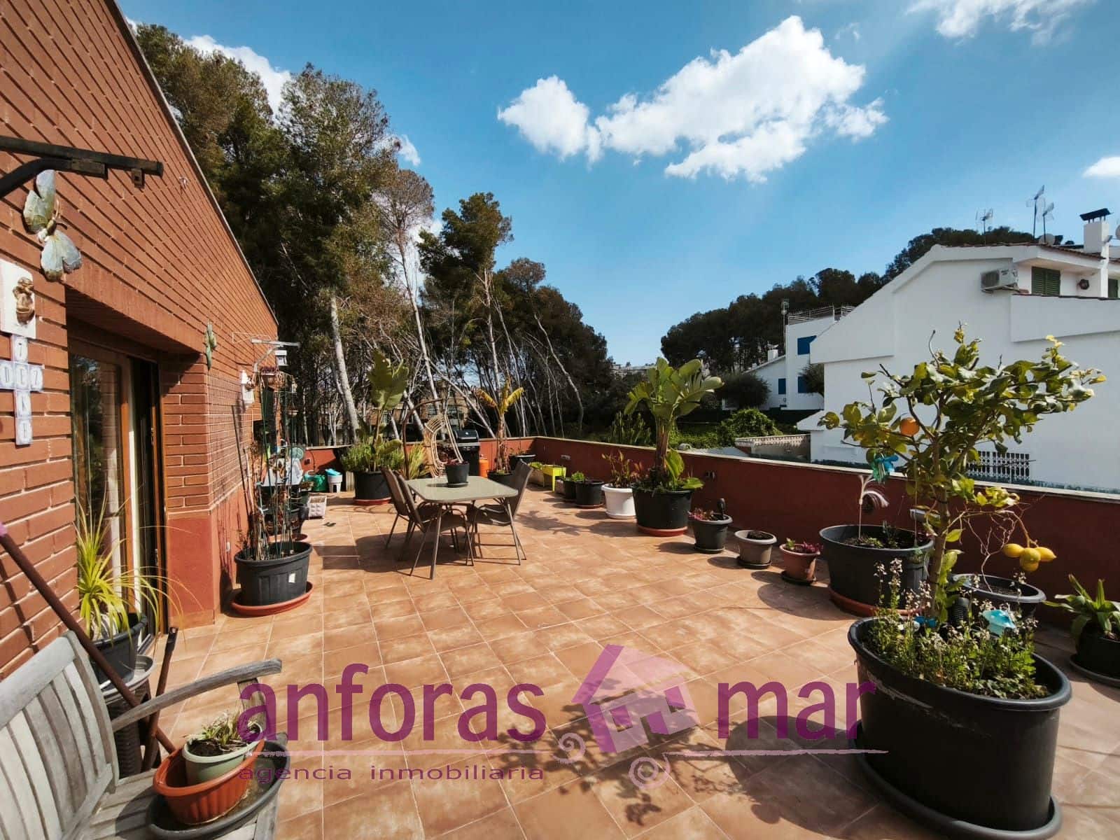 4 sypialnia Willa na sprzedaż w Torredembarra z basenem garażem - 750 000 € (Ref: 8873855)