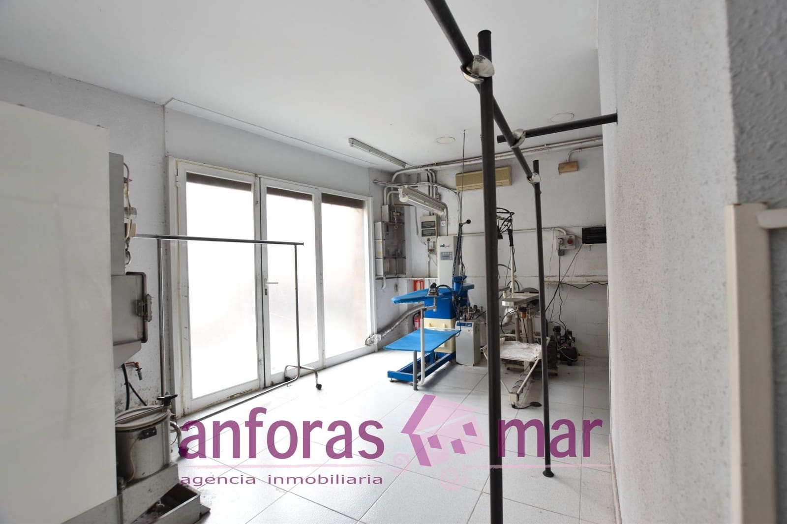 Erhverv til salg i Torredembarra - € 110.000 (Ref: 8891926)