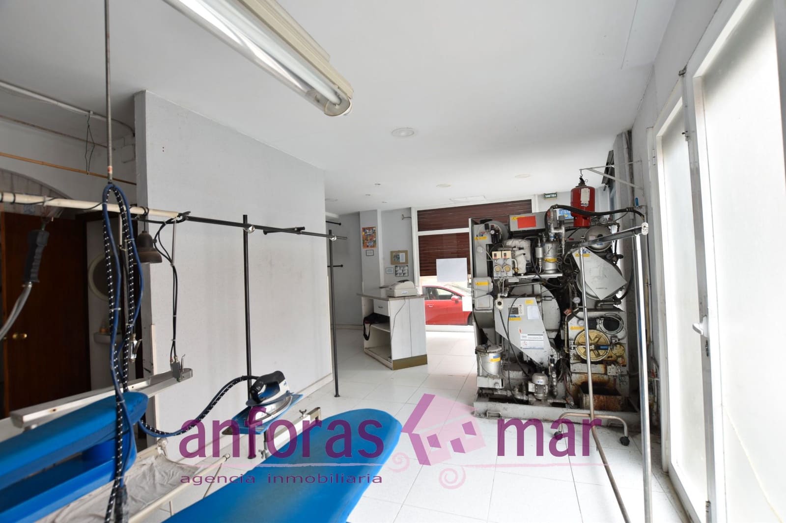 Erhverv til salg i Torredembarra - € 110.000 (Ref: 8891926)