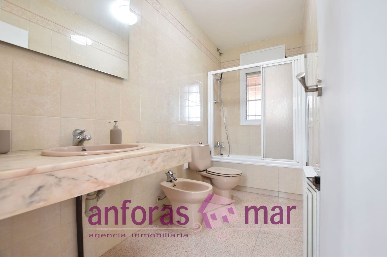 4 soveværelse Villa til salg i Creixell med swimmingpool garage - € 495.000 (Ref: 8906500)