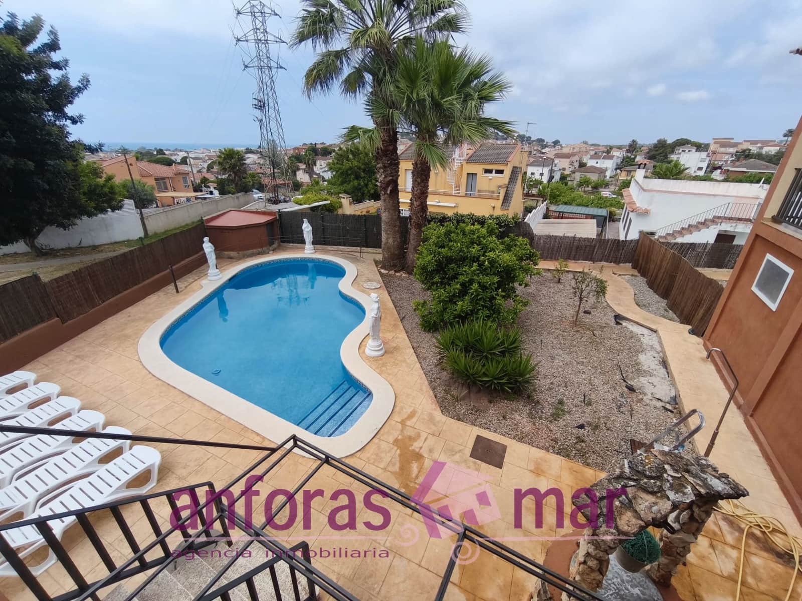 4 soveværelse Villa til salg i Creixell med swimmingpool garage - € 495.000 (Ref: 8906500)