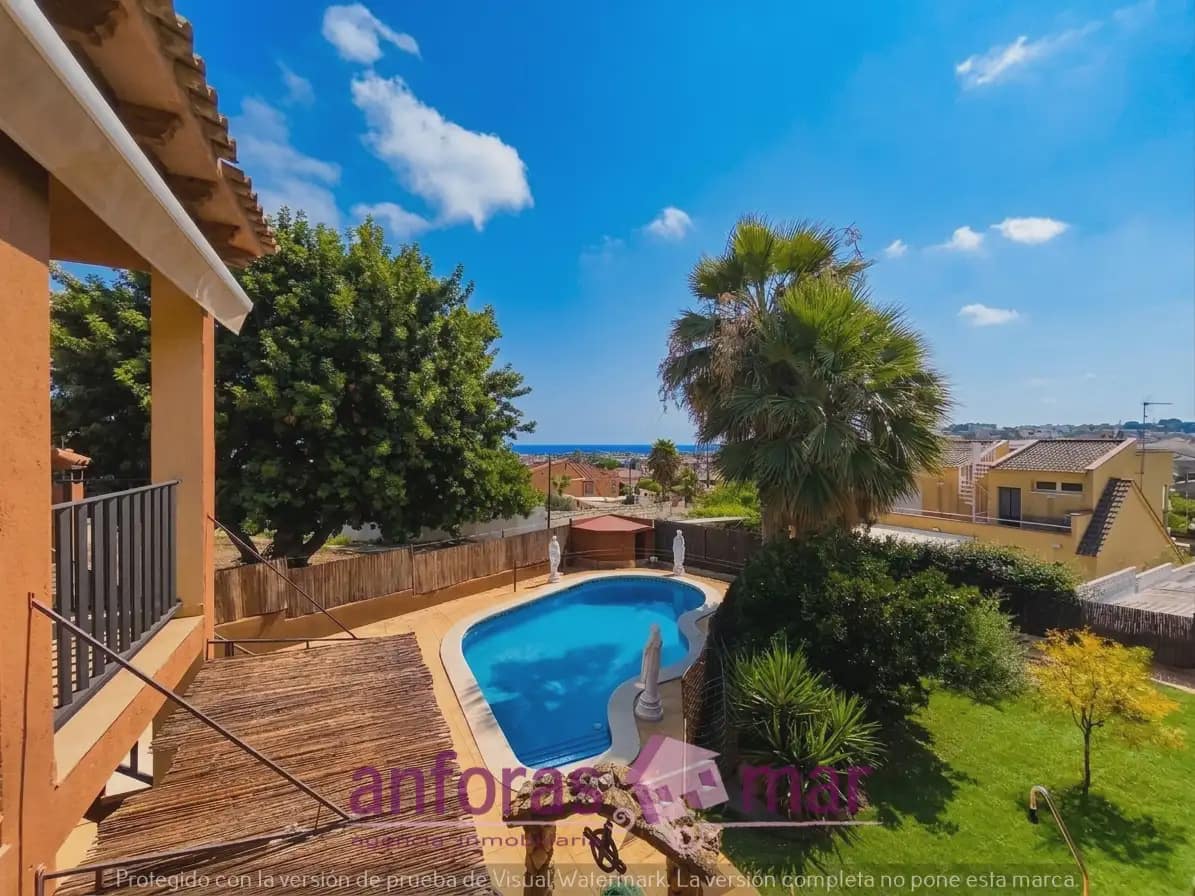 4 bedroom Villa for sale in Creixell with pool garage - € 495,000 (Ref: 8906500)