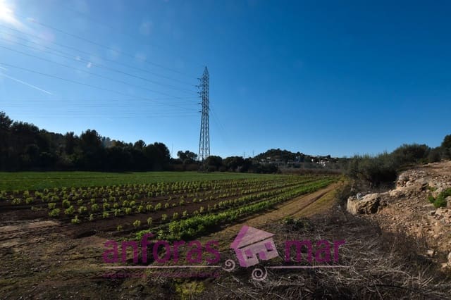 Finca/Casa di Campagna in vendita in La Riera de Gaià - 80.000 € (Rif: 8906581)