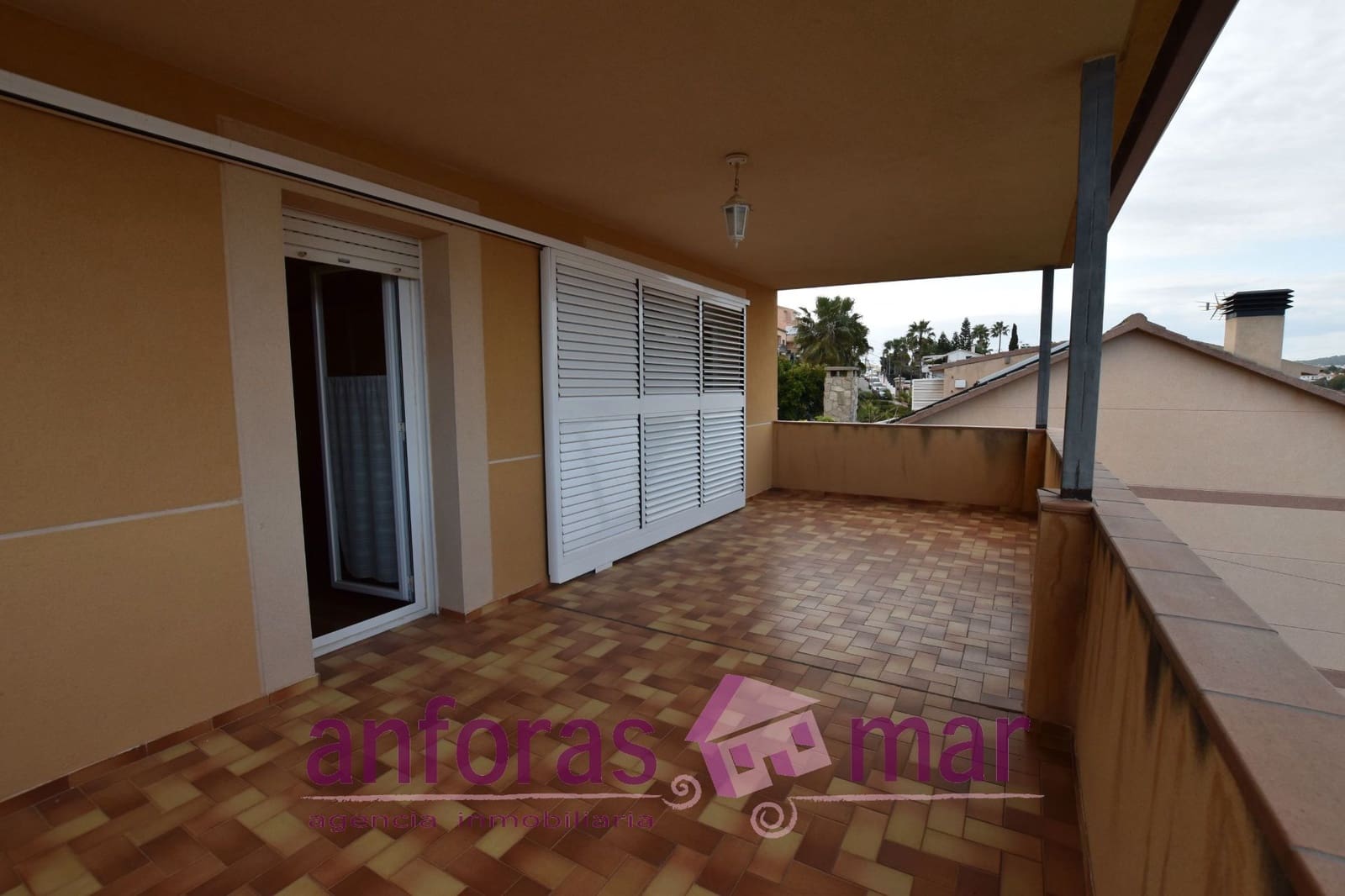 5 soveværelse Villa til salg i Creixell med swimmingpool garage - € 315.000 (Ref: 8966730)