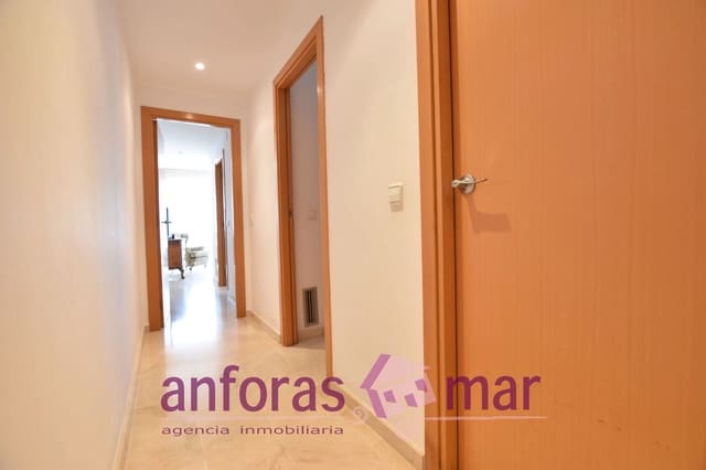 4 sypialnia Penthouse na sprzedaż w Torredembarra z basenem garażem - 405 000 € (Ref: 9058323)