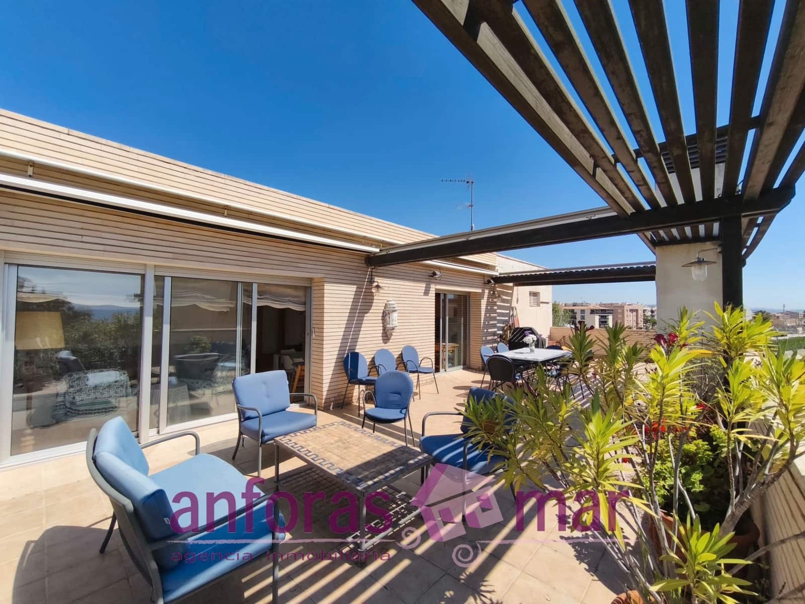 4 soveværelse Penthouse til salg i Torredembarra med swimmingpool garage - € 405.000 (Ref: 9058323)