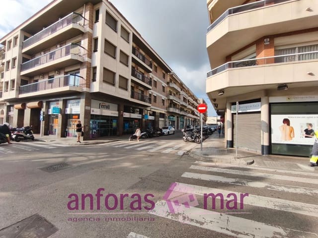 Erhverv til salg i Vilanova i la Geltrú - € 145.000 (Ref: 9106972)
