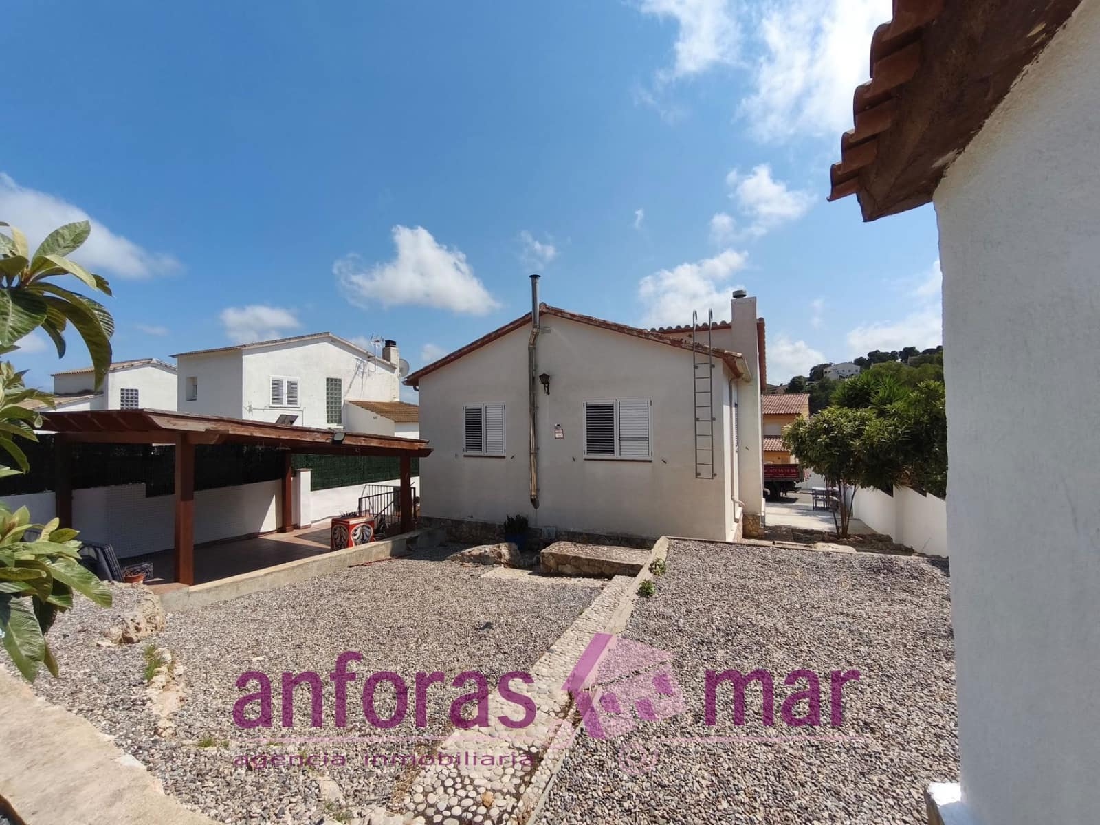 3 soverom Villa til salgs i La Pobla de Montornes med garasje - € 240 000 (Ref: 9133758)