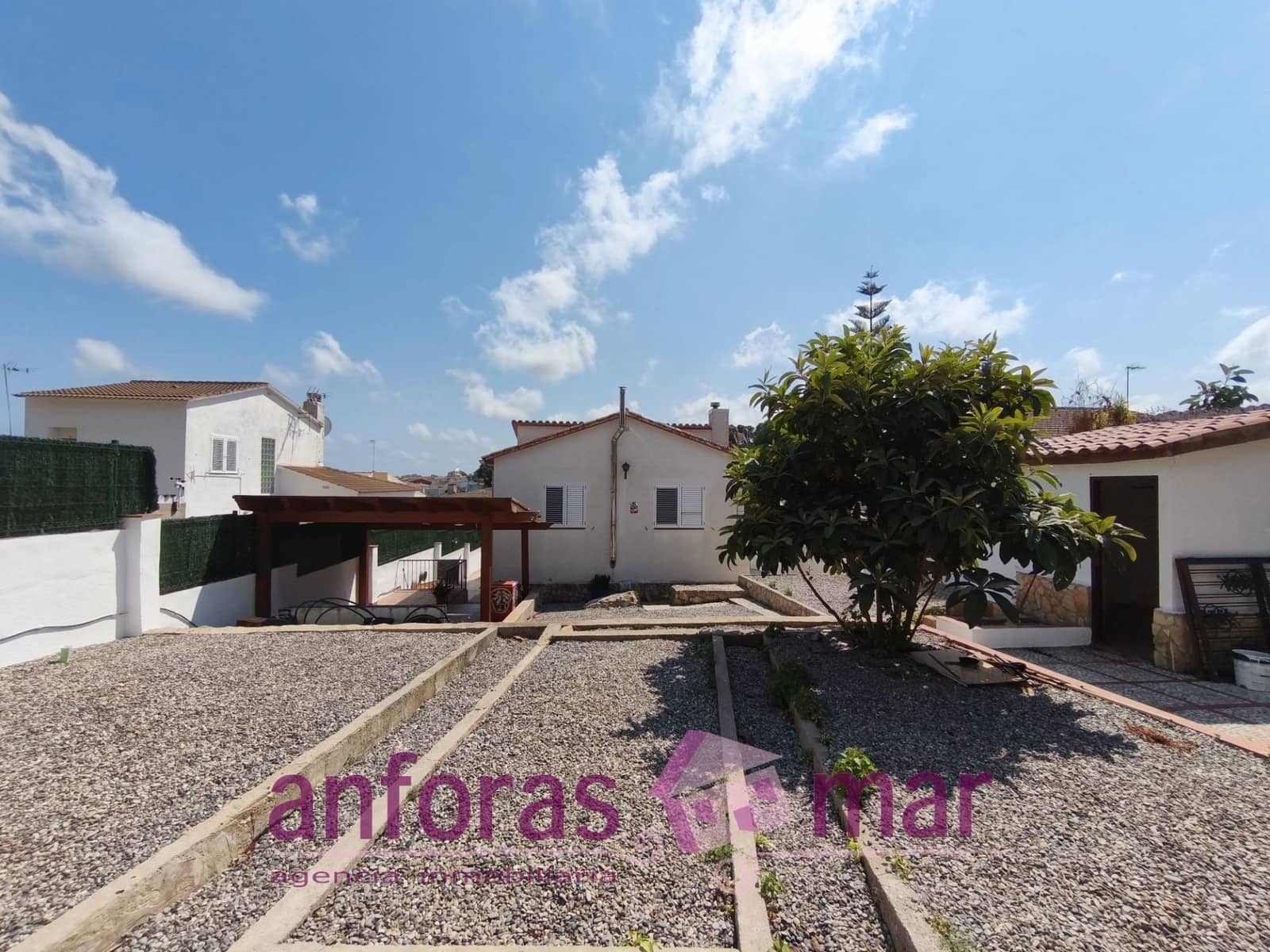 3 soverom Villa til salgs i La Pobla de Montornes med garasje - € 240 000 (Ref: 9133758)