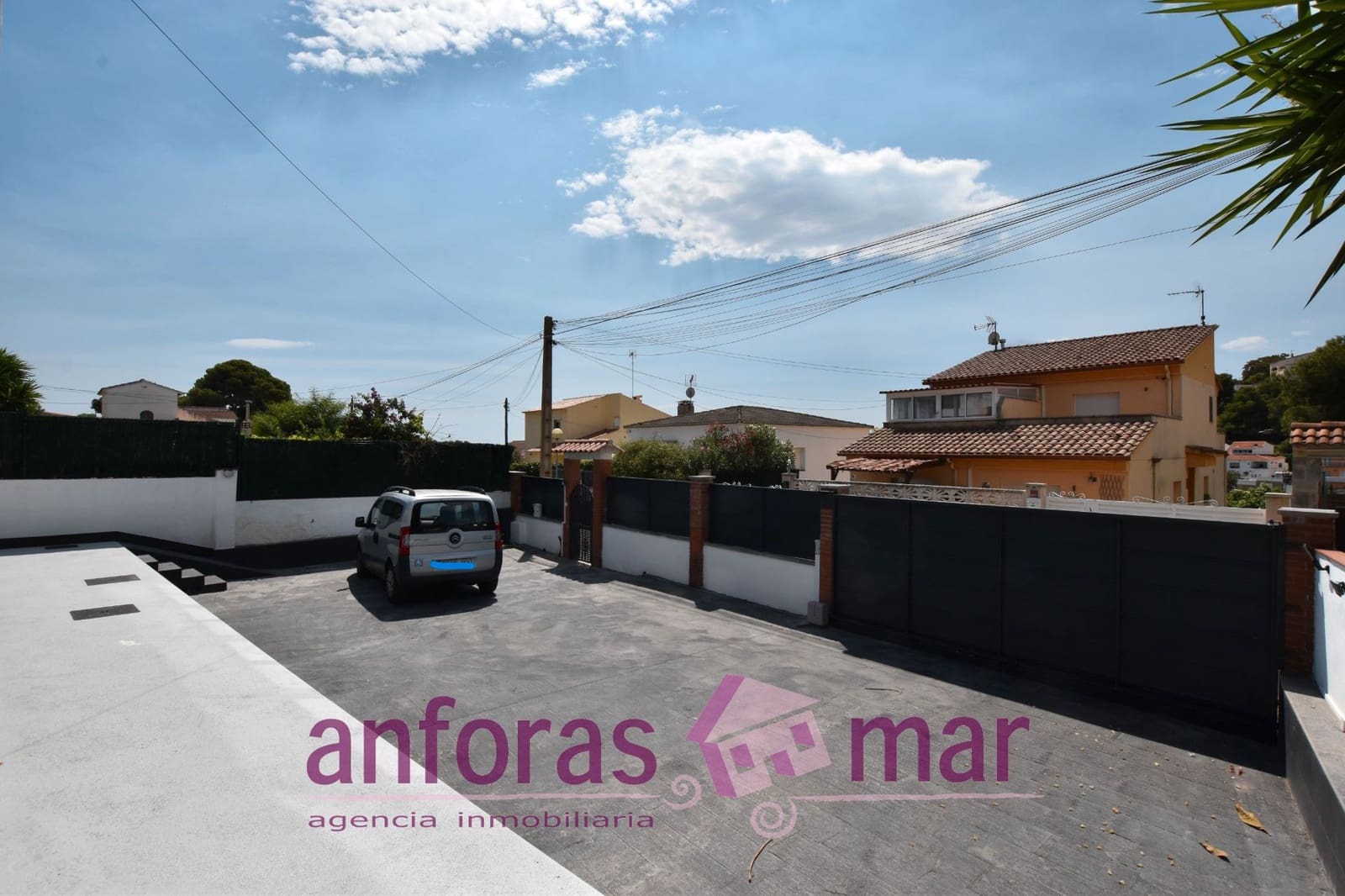 3 soverom Villa til salgs i La Pobla de Montornes med garasje - € 240 000 (Ref: 9133758)