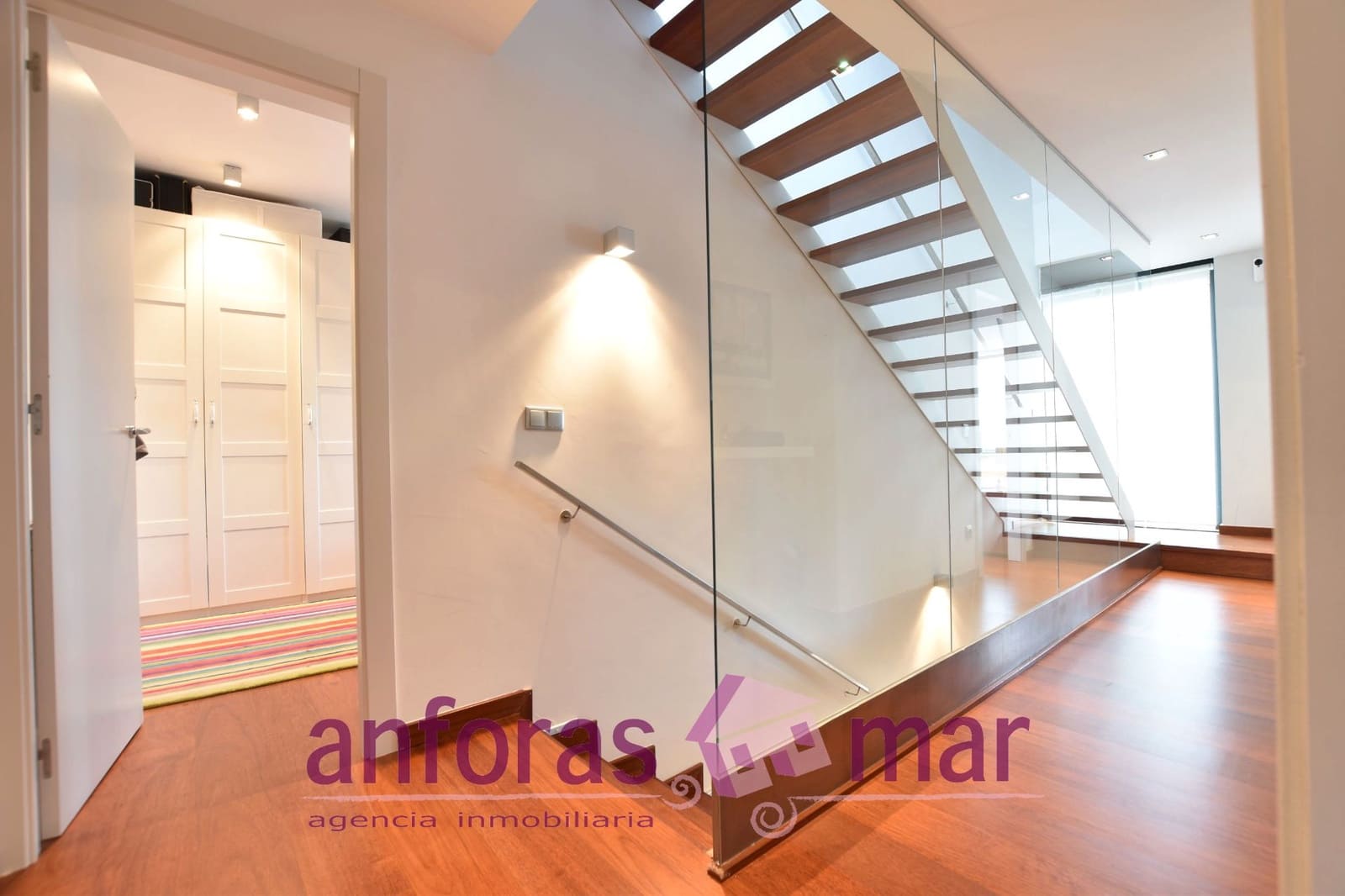 4 soveværelse Semi-Rækkehus til salg i Torredembarra med swimmingpool garage - € 575.000 (Ref: 9153383)